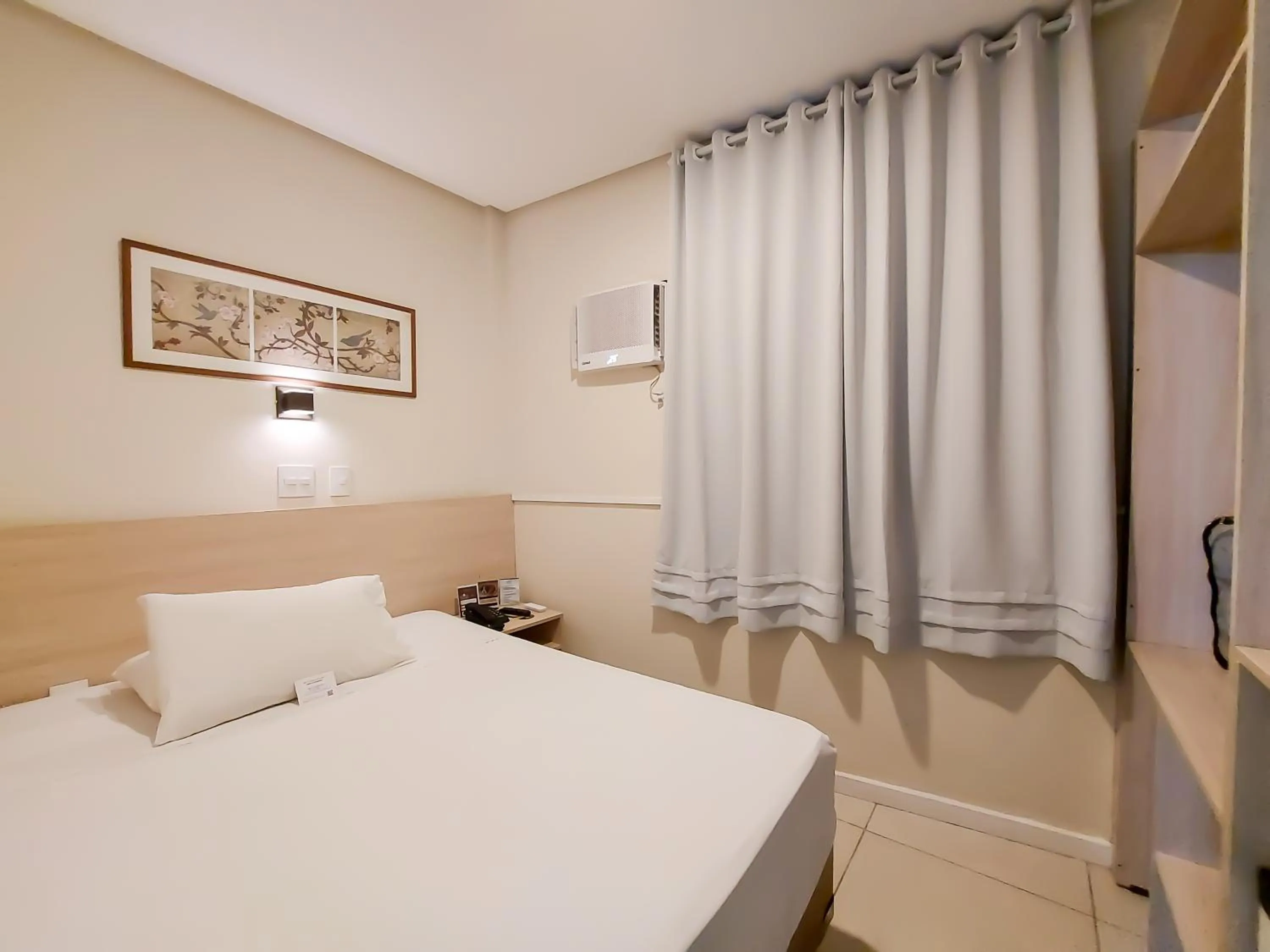 Bedroom, Bed in Hotel Itamarati Centro-República