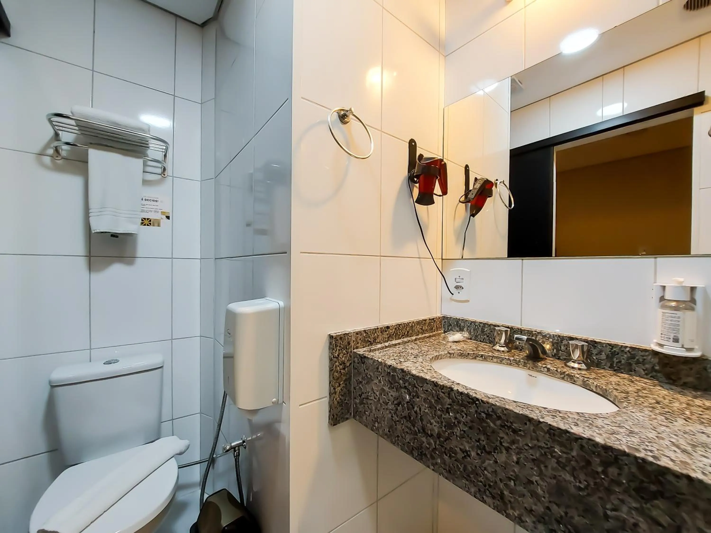 Bathroom in Hotel Itamarati Centro-República