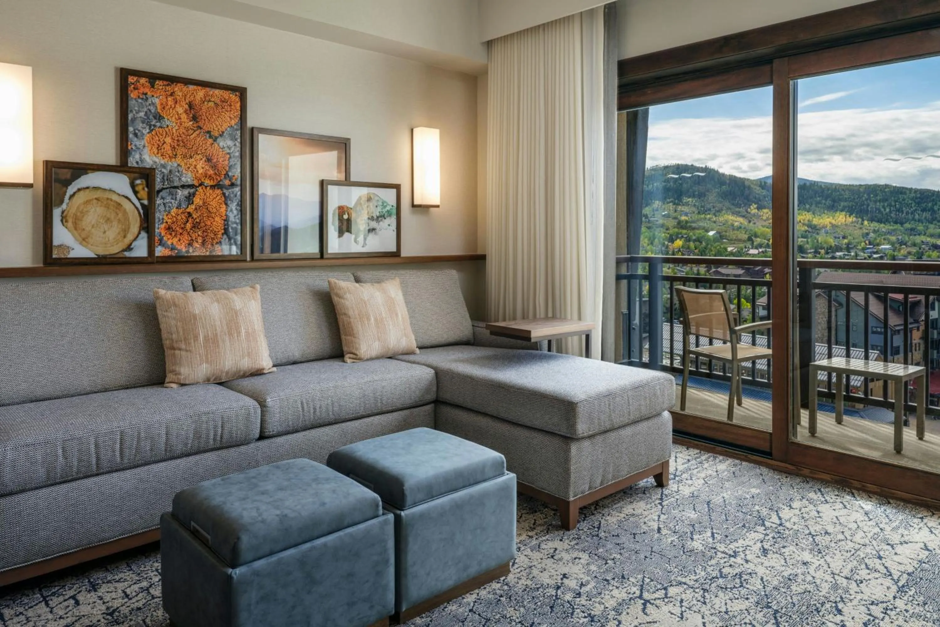 Living room in Sheraton Steamboat Resort Villas