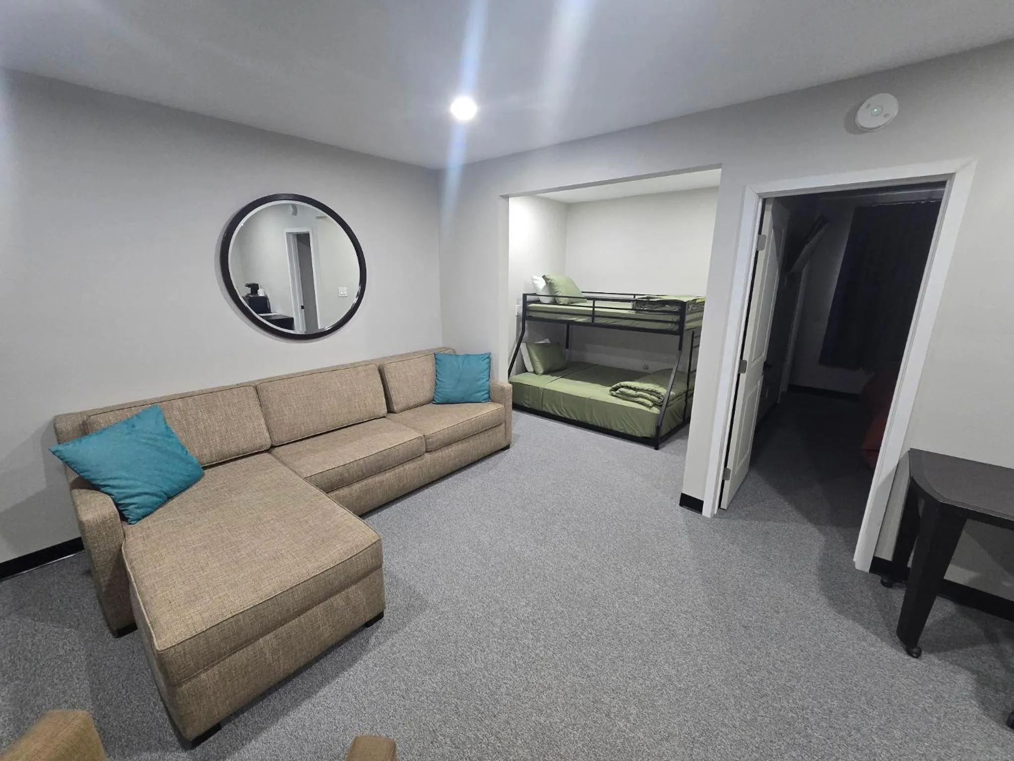 Living room in The Atlas Inn & Suites LAX