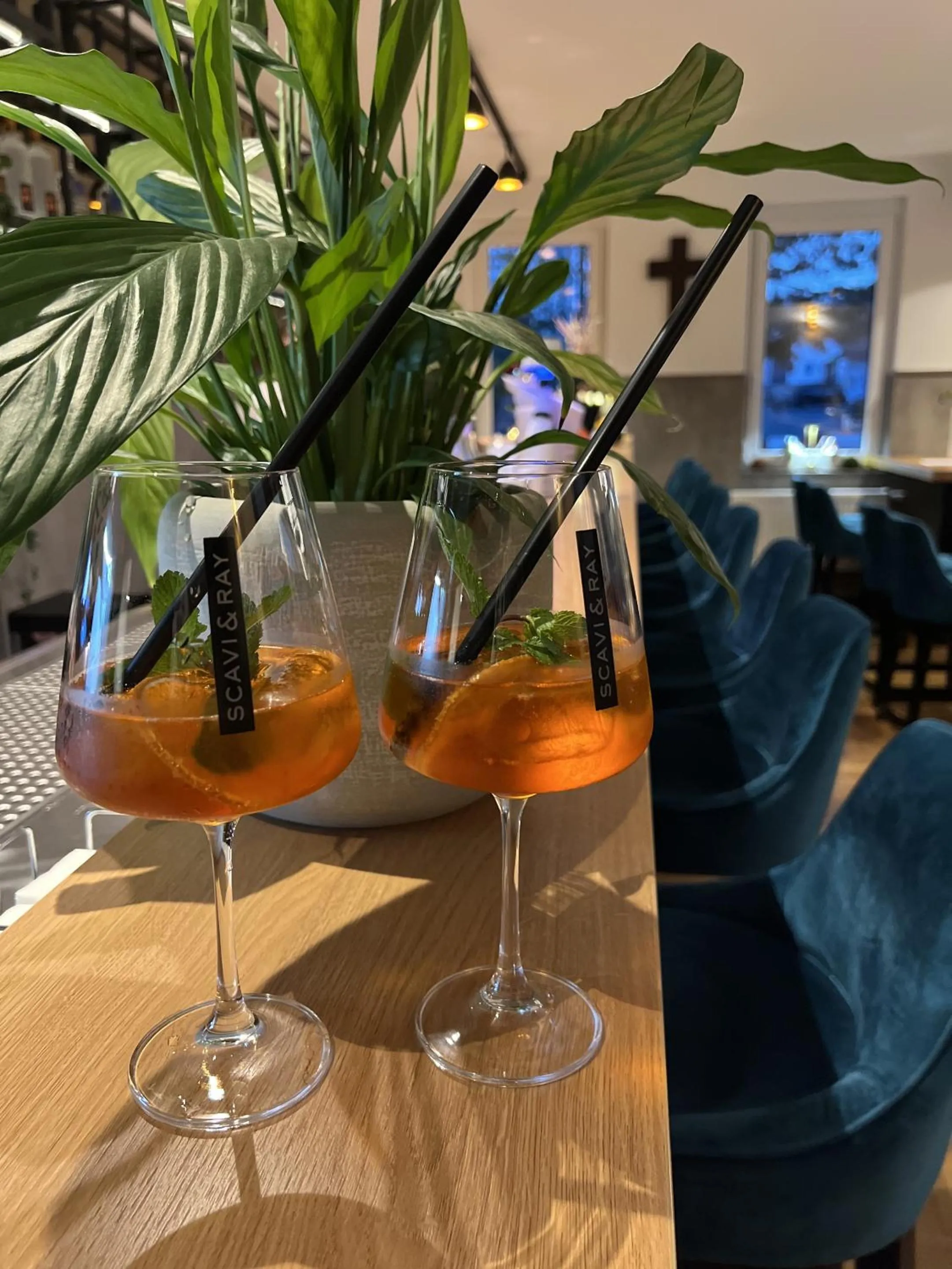 Dining area in Hotel Falken