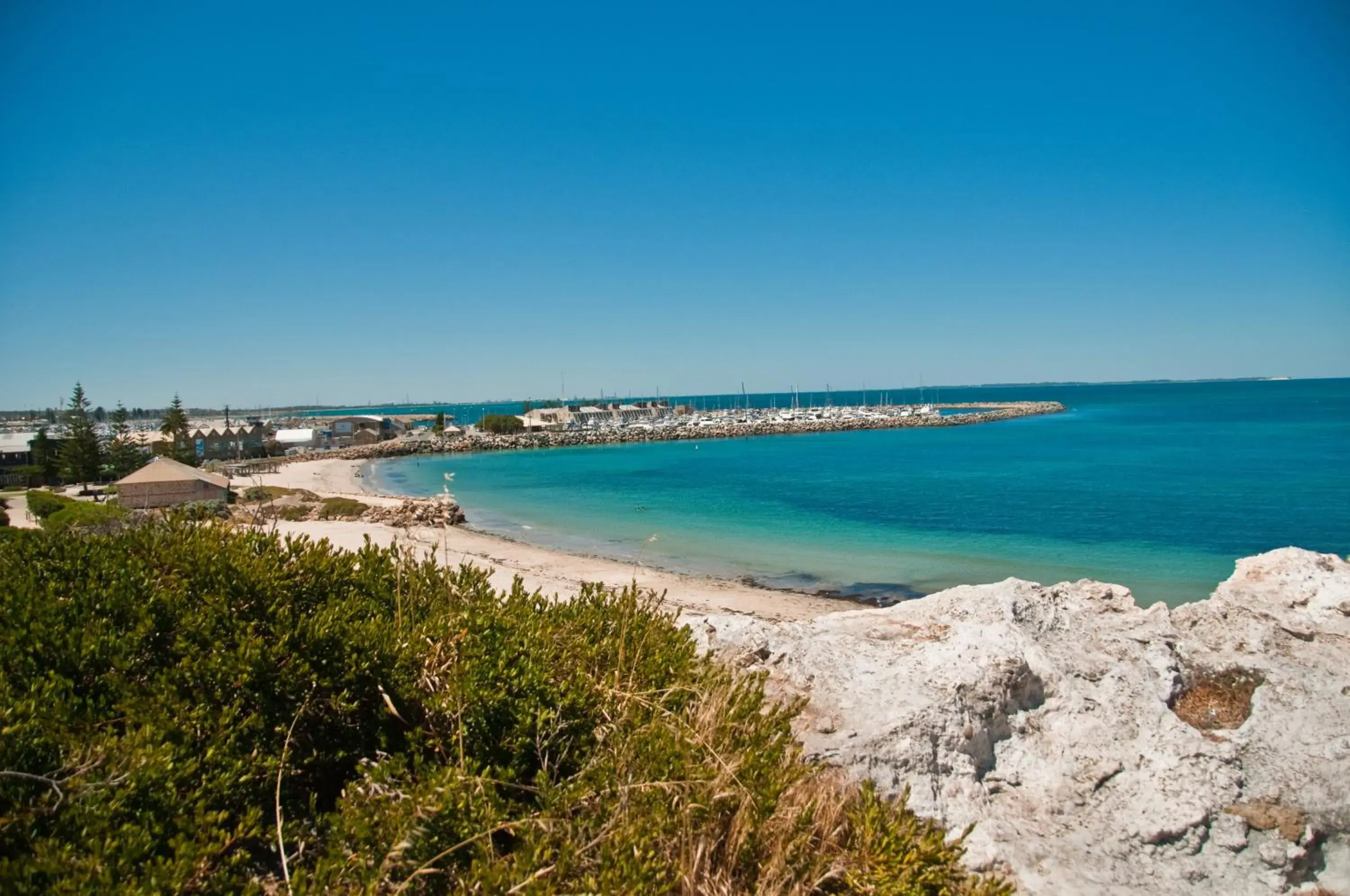 Beach in Fremantle Hostel