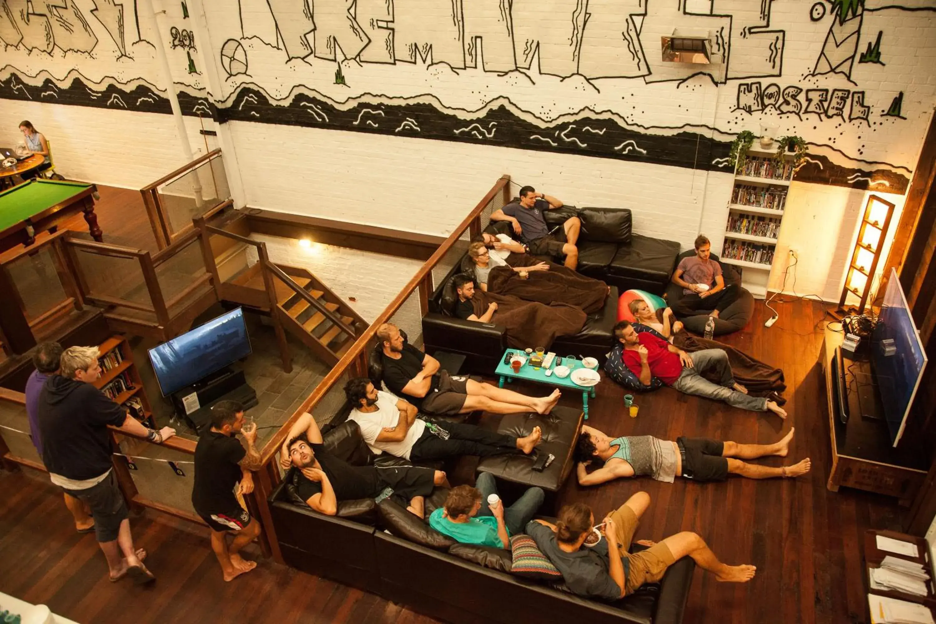 Communal lounge/ TV room in Fremantle Hostel