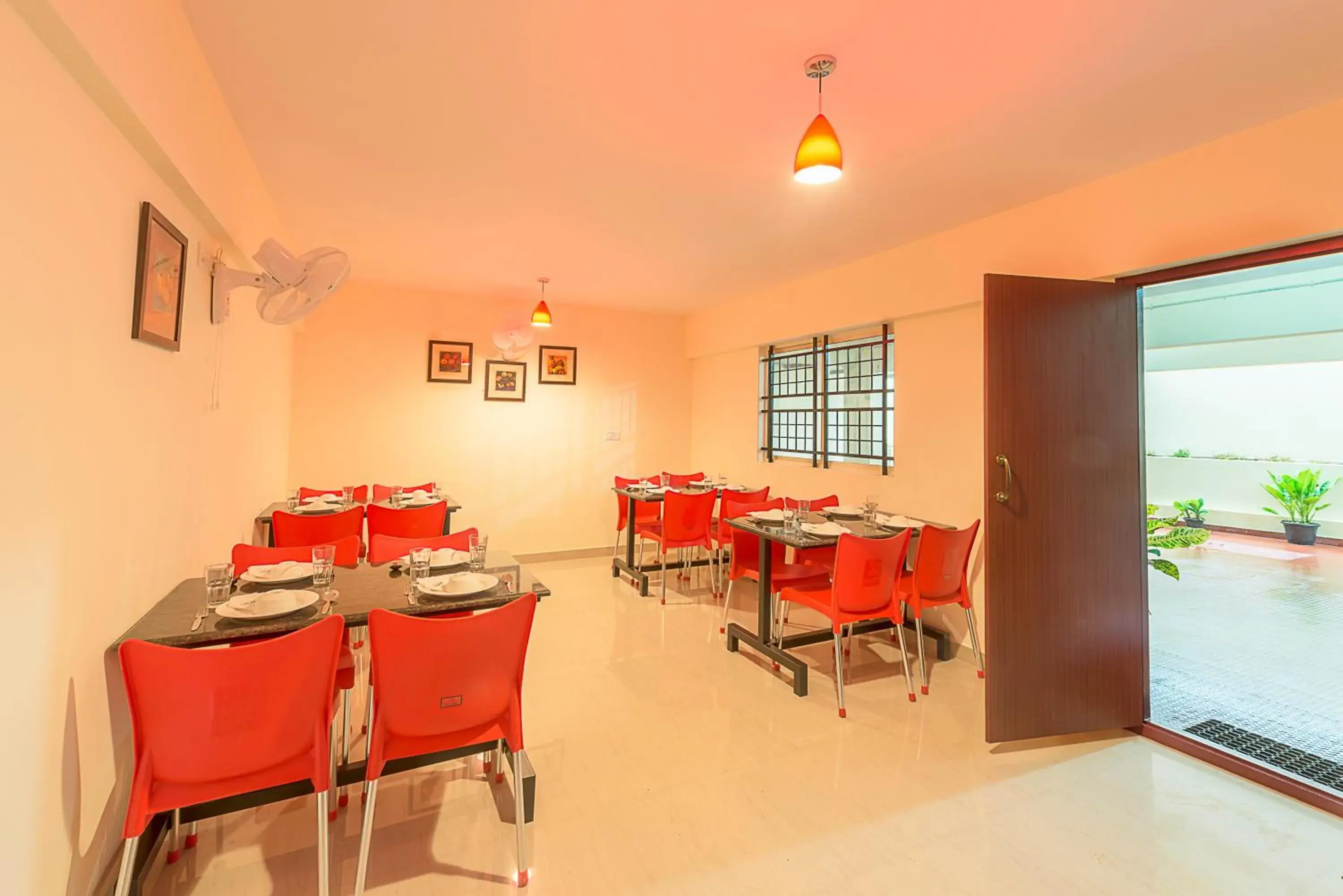 Restaurant/places to eat in Treebo Akshaya Mayflower Vijaya Bank Layout Restaurant/places to eat in Treebo Akshaya Mayflower Vijaya Bank Layout