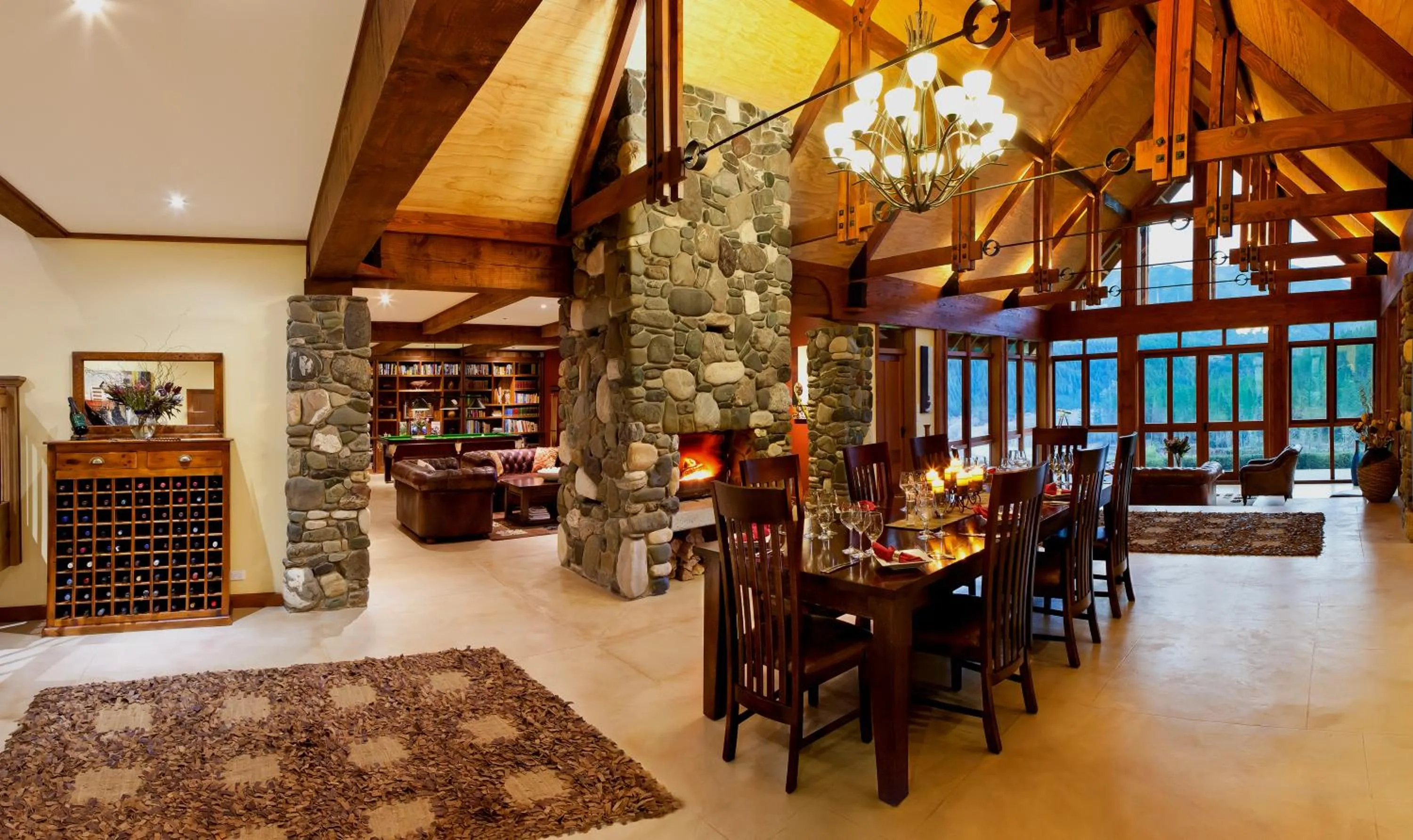 Lounge or bar in Stonefly Lodge