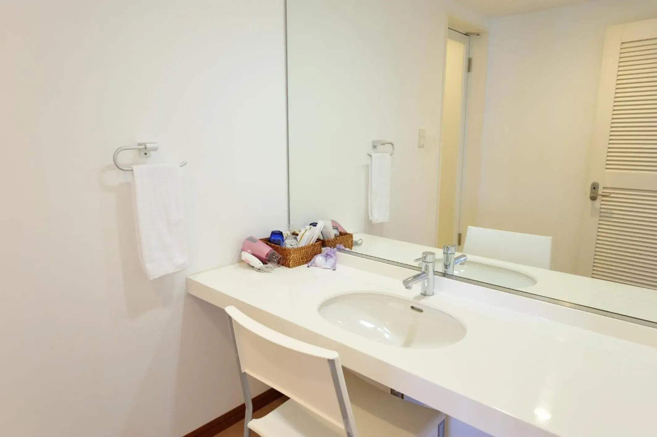 Bathroom in EN RESORT Kumejima EEF Beach Hotel Bathroom in EN RESORT Kumejima EEF Beach Hotel