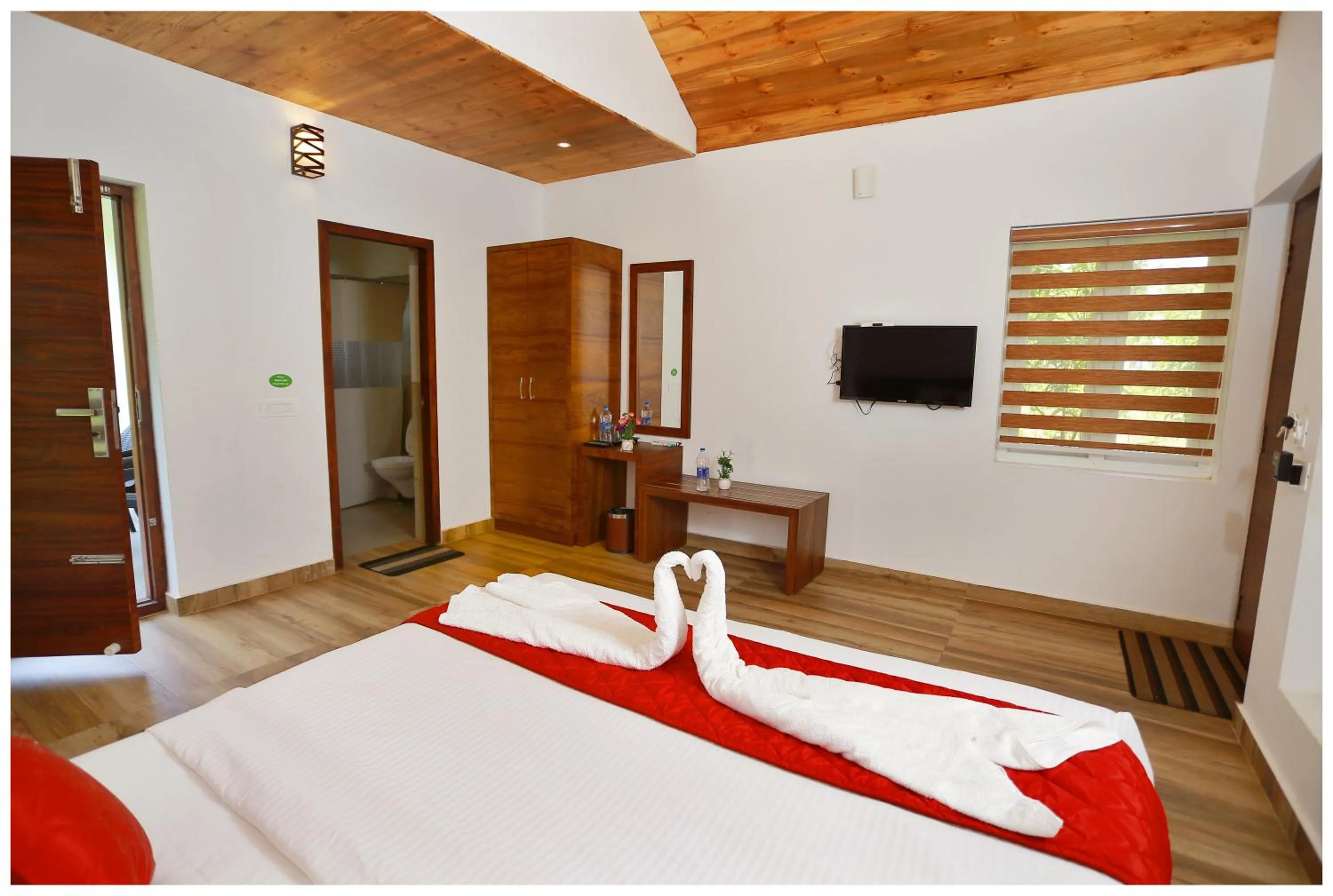 Photo of the whole room, Bed in Holiday Vagamon