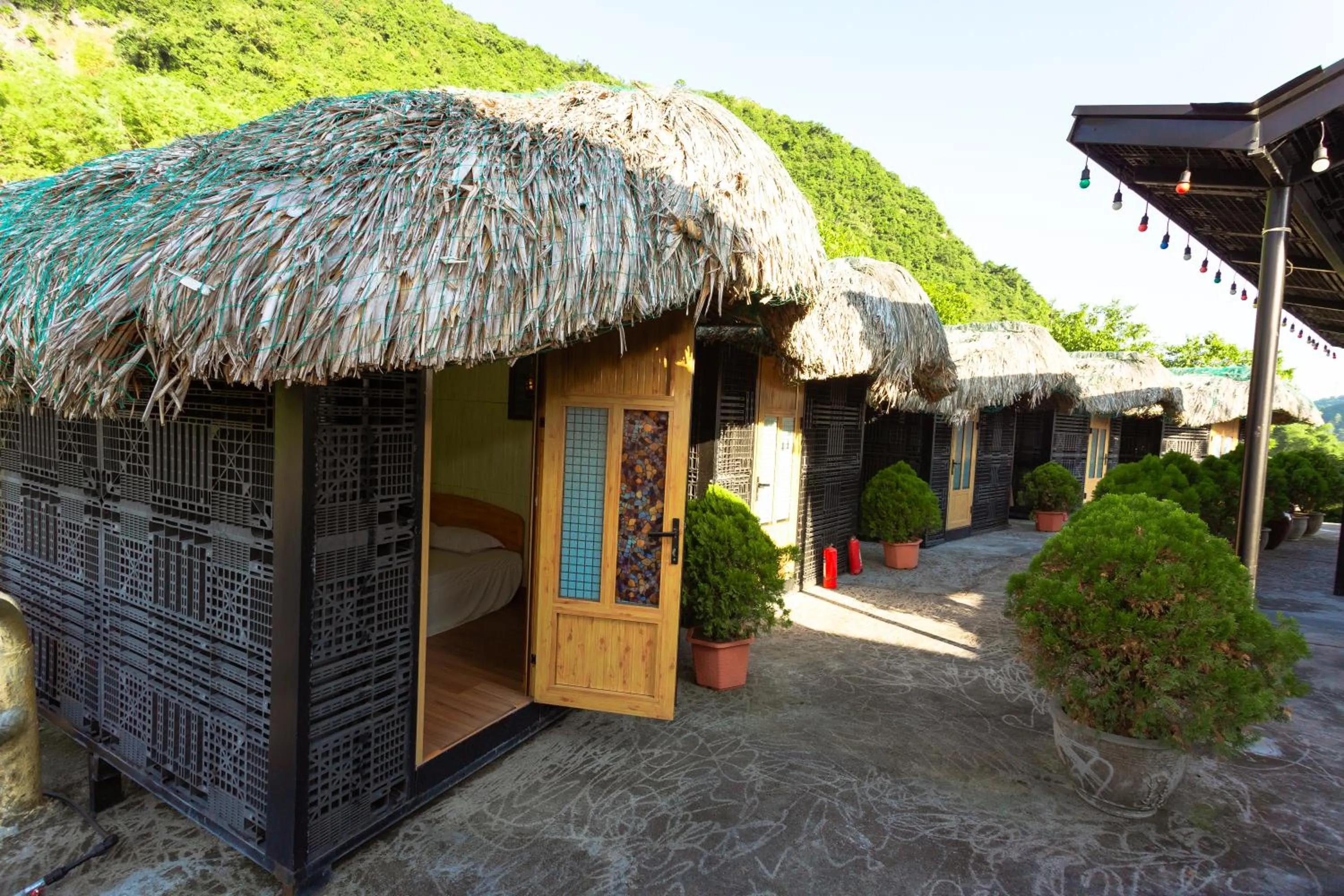 Property building in Cat Ba Mountain View Homestay