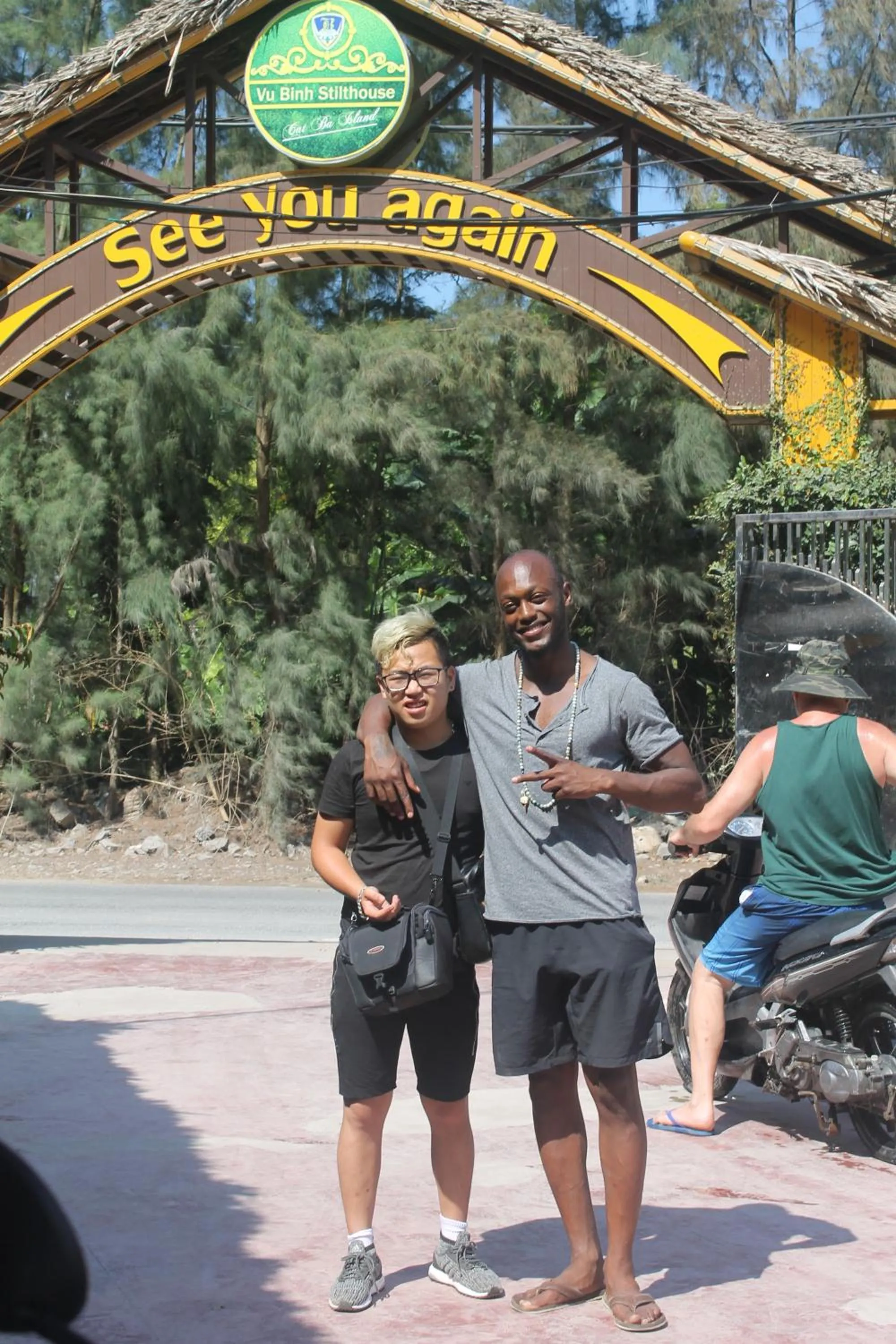 Day in Cat Ba Mountain View Homestay