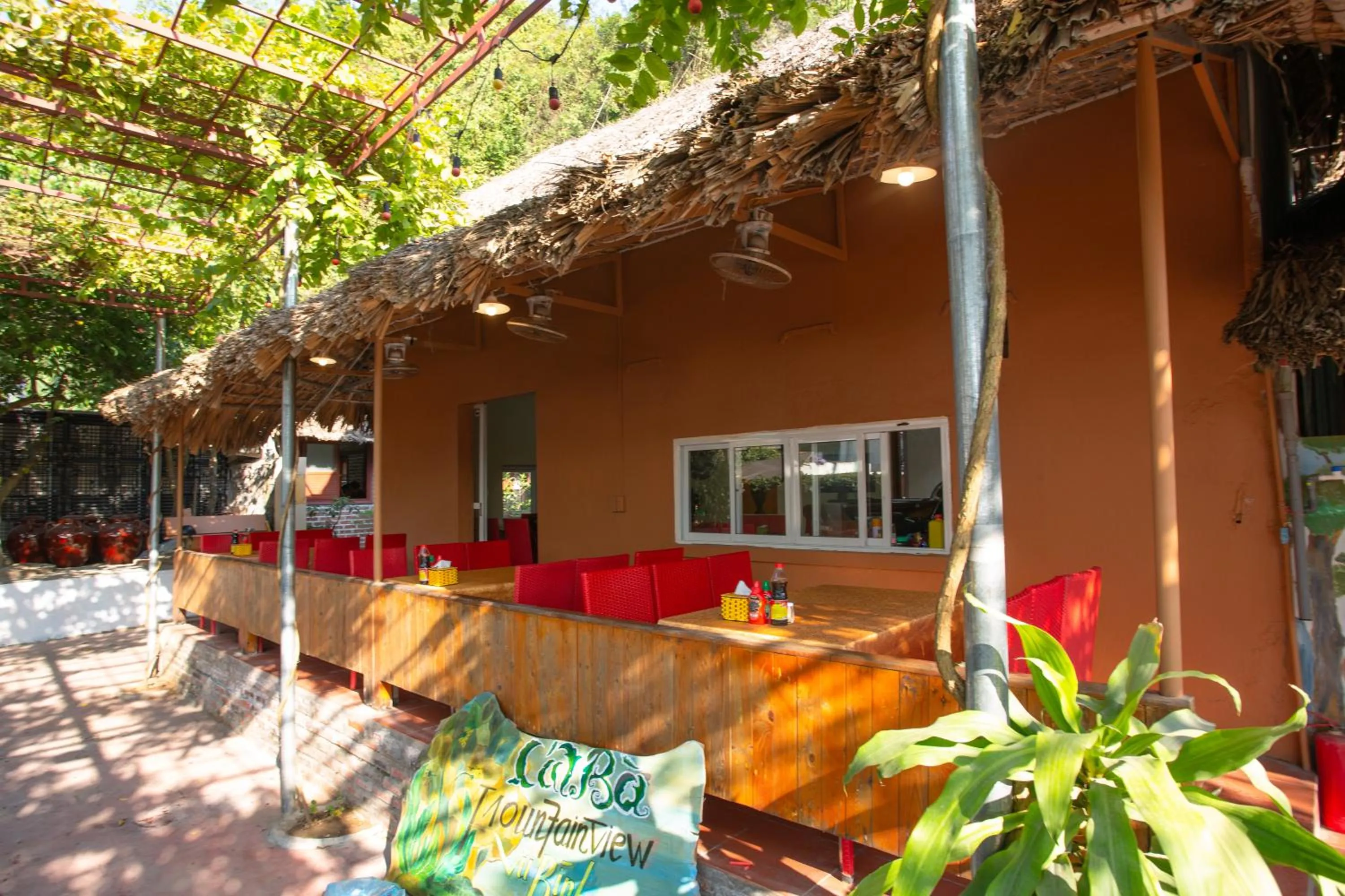 Patio in Cat Ba Mountain View Homestay