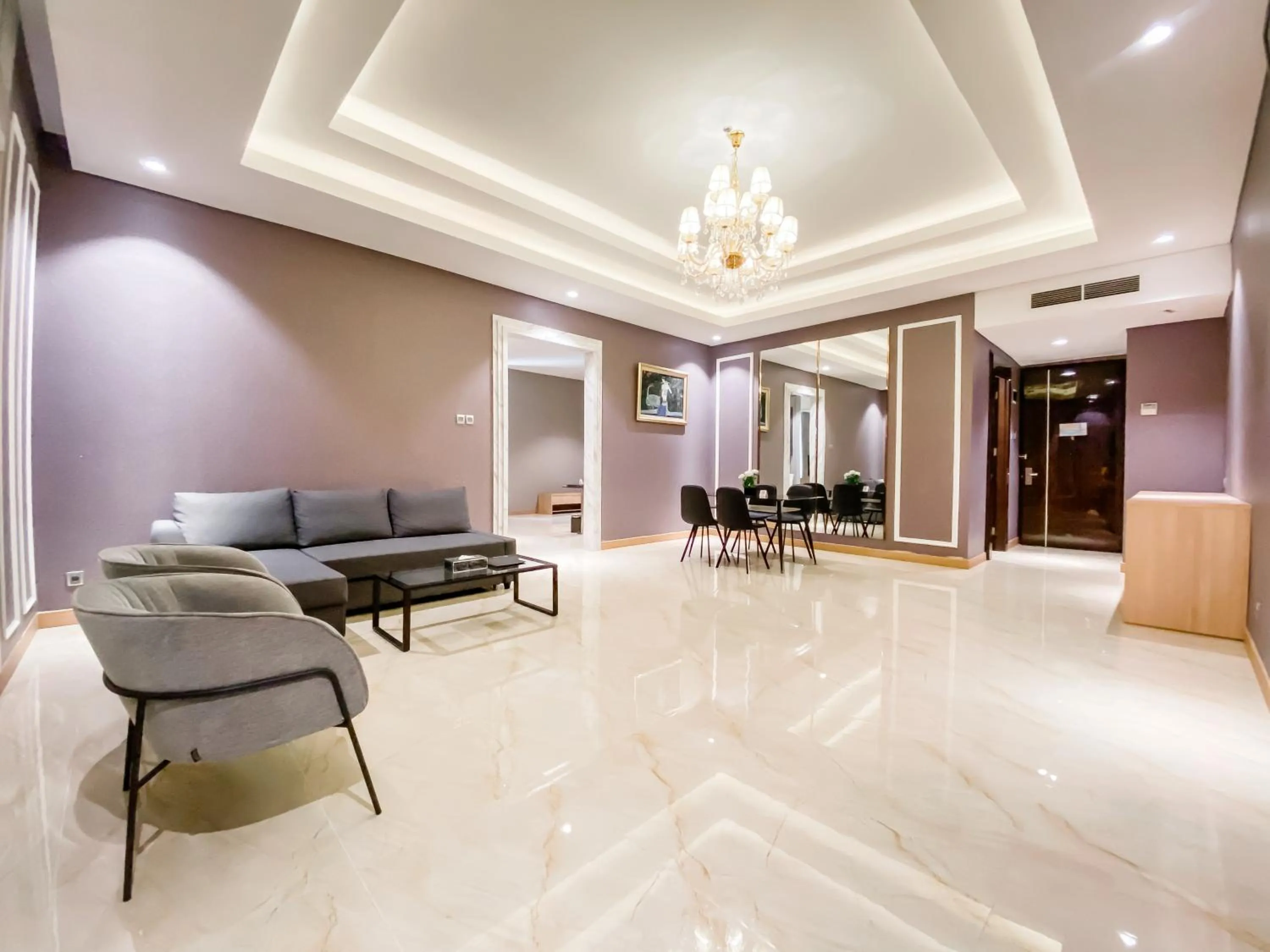 Living room in Grand Paragon Hotel