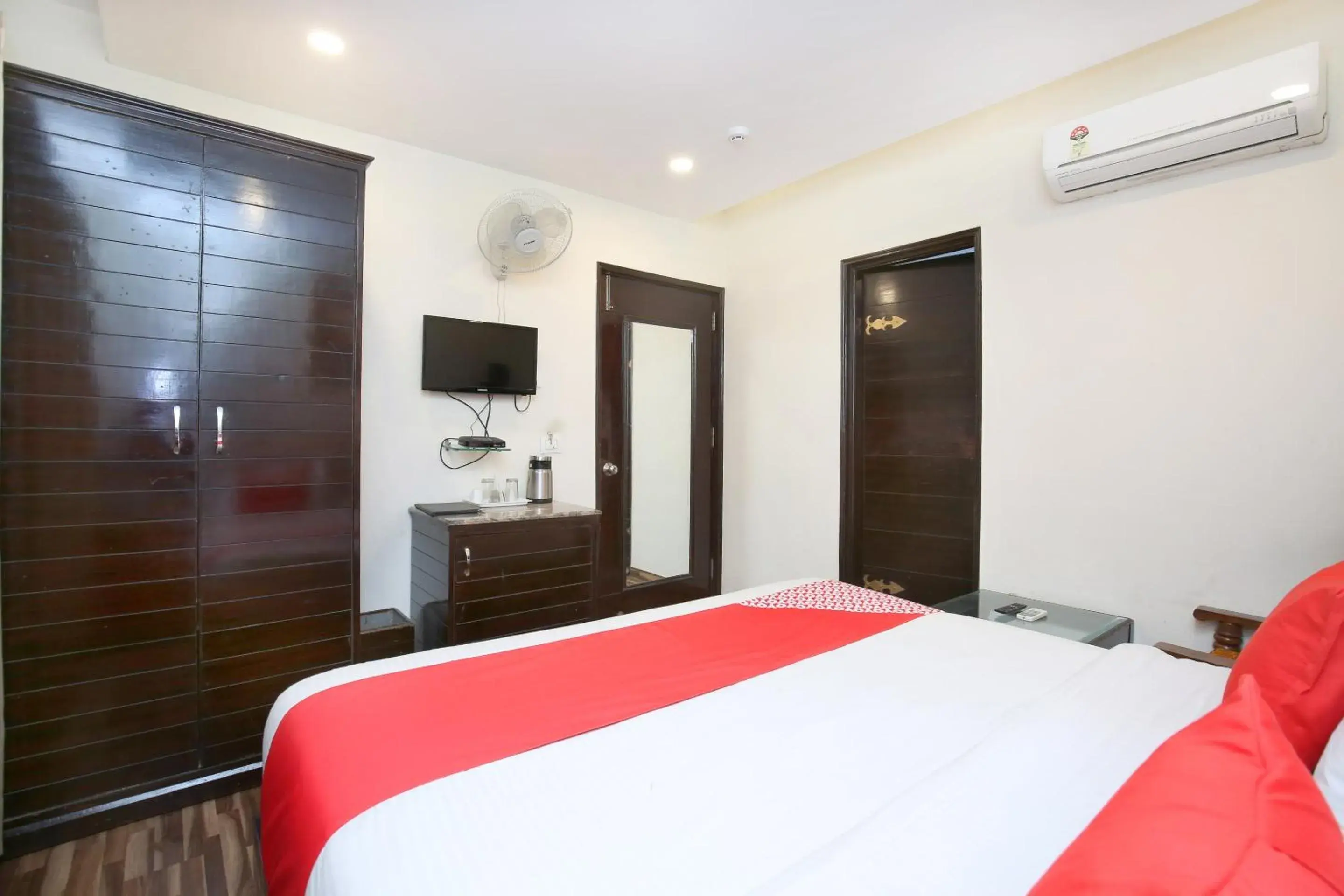 Bed in Akashdeep 22 Bed in Akashdeep 22