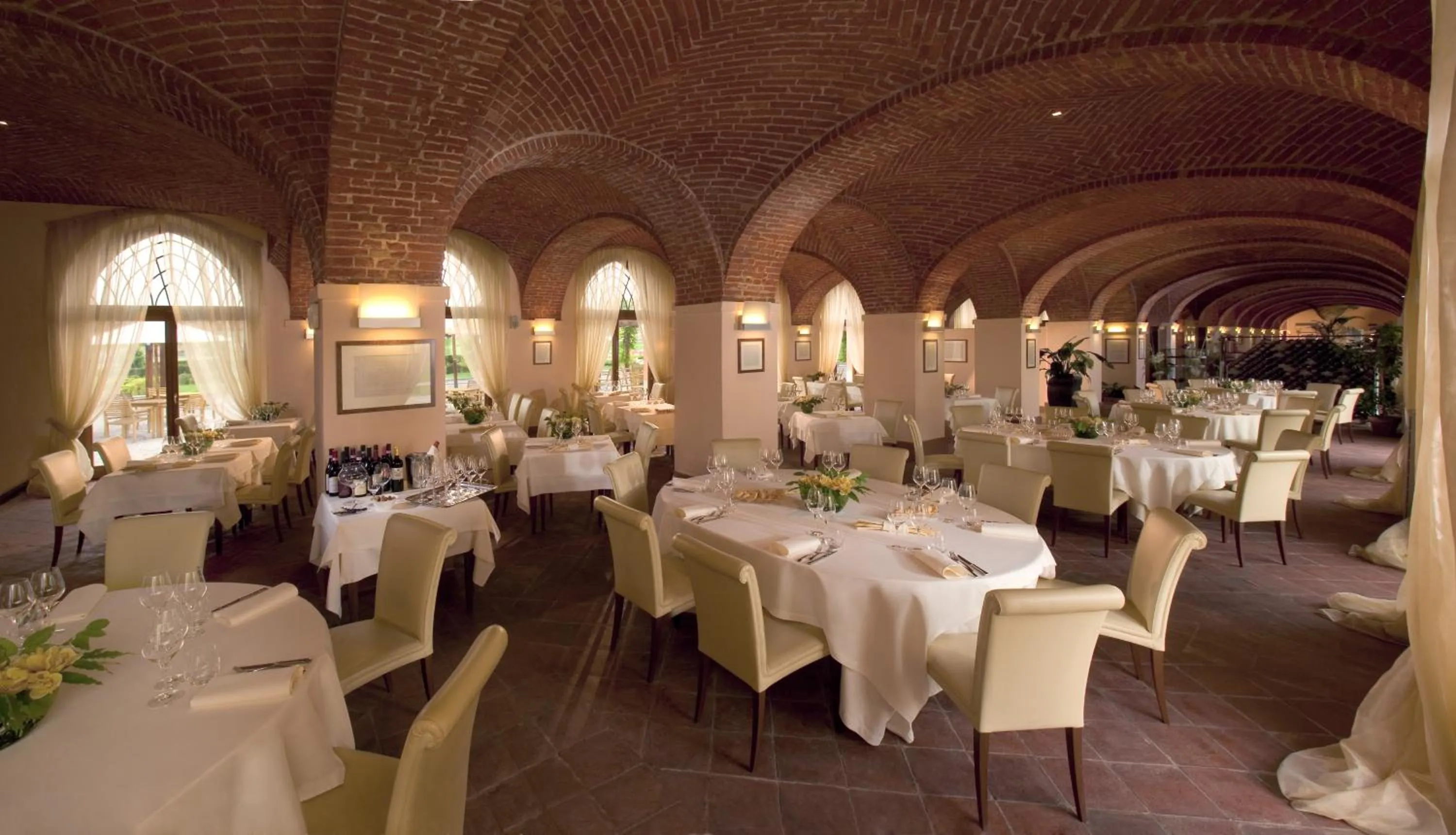 Restaurant/places to eat in Albergo dell'Agenzia