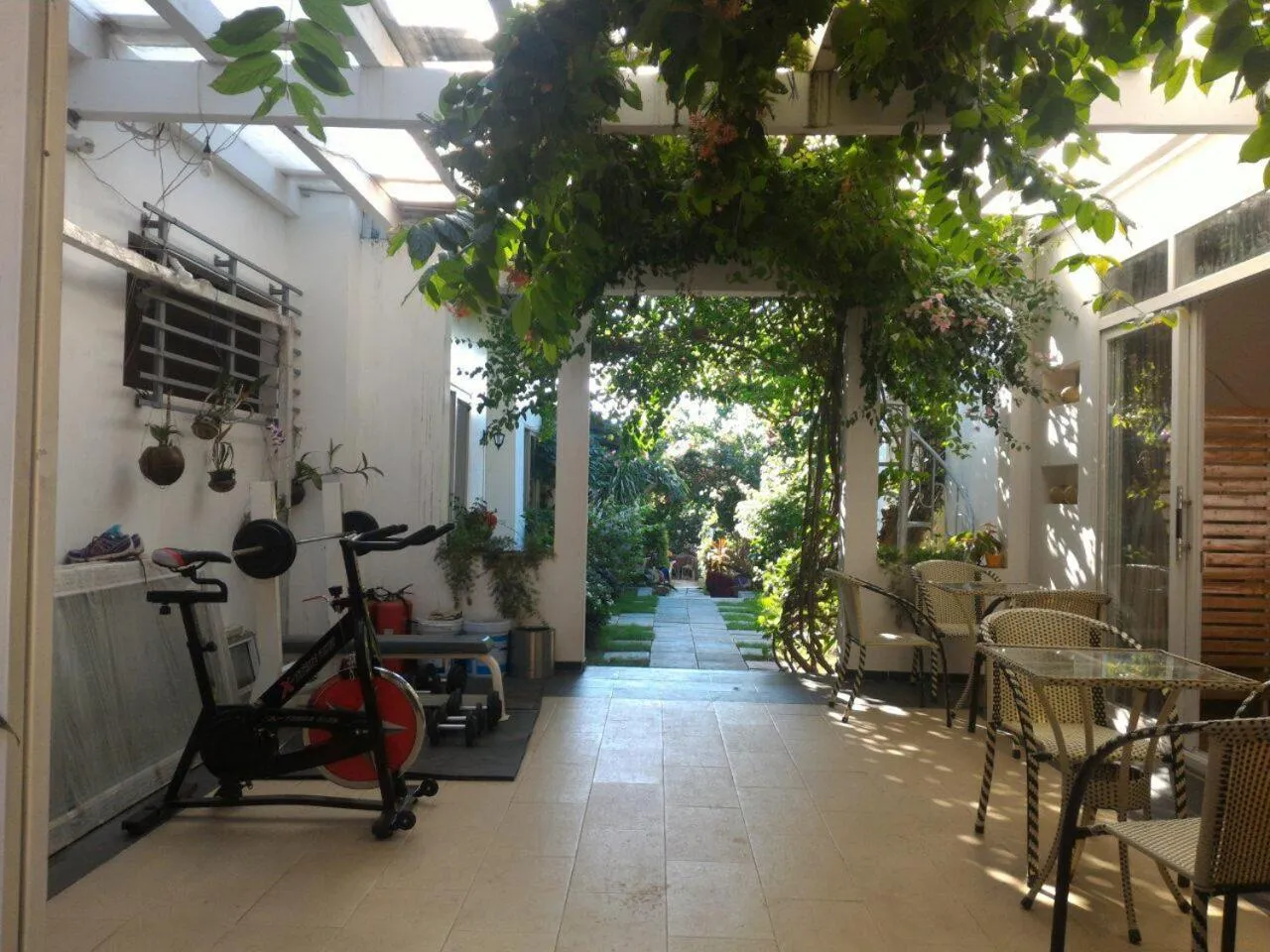 Patio in Sunshine Bungalow