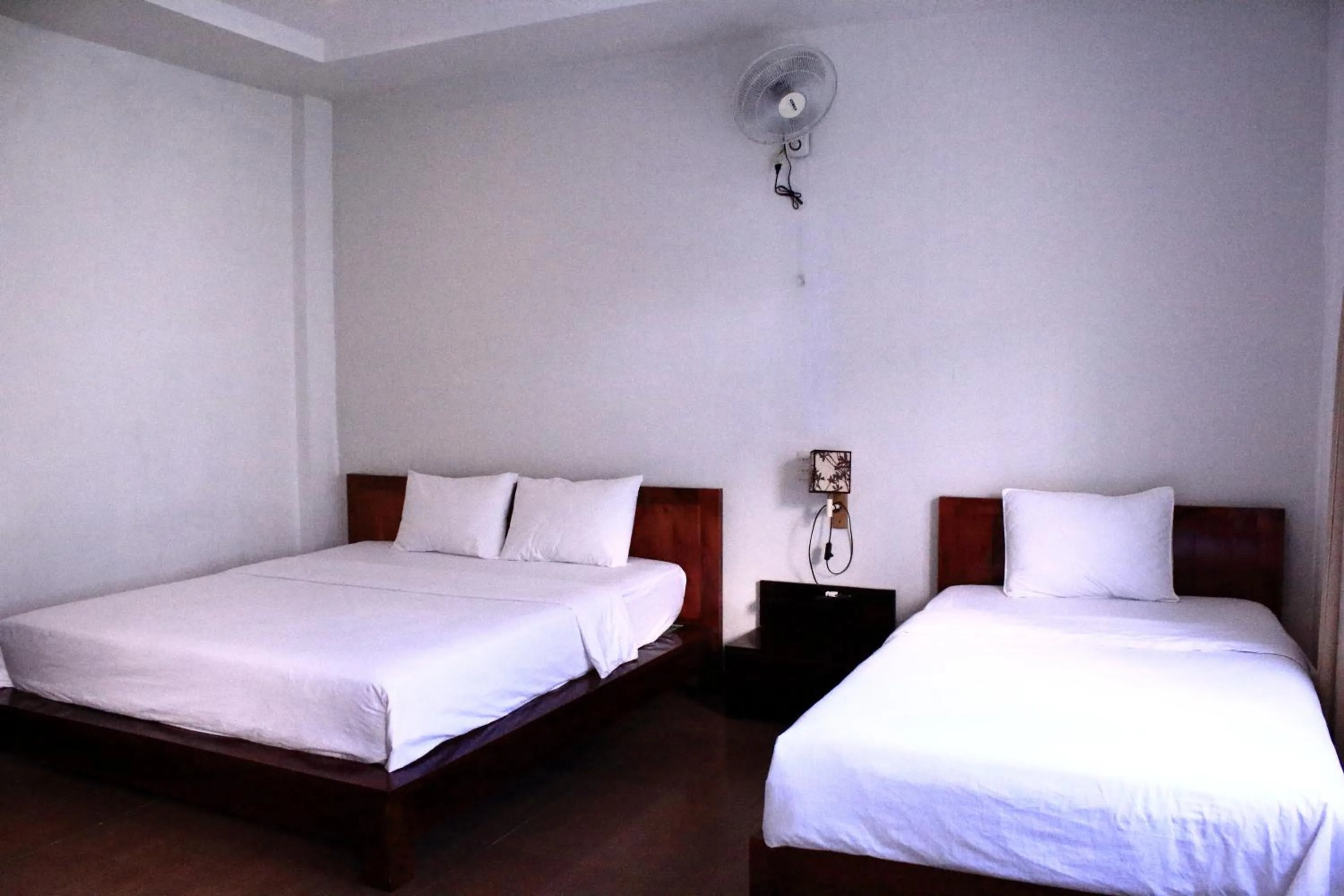 Two Beds Bungalow in Sunshine Bungalow