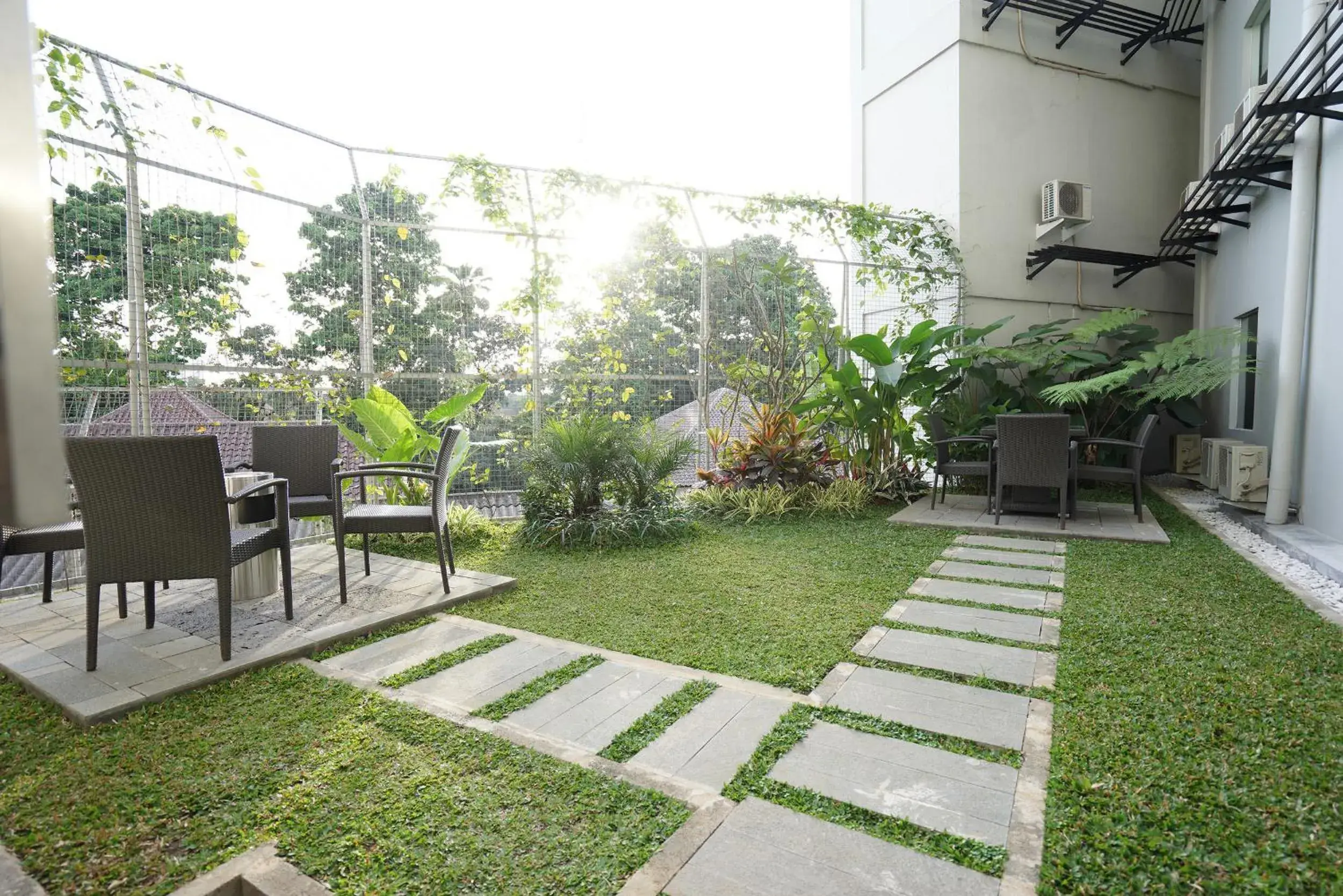 Garden in Meize Hotel Bandung