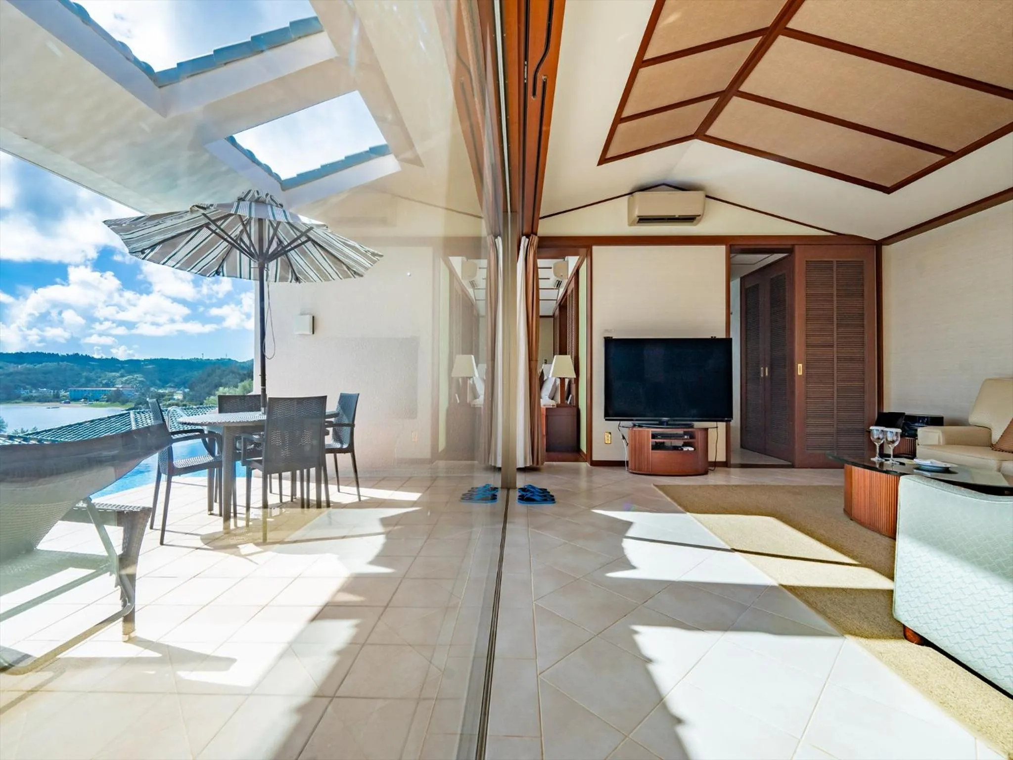 Photo of the whole room in Oriental Hills Okinawa