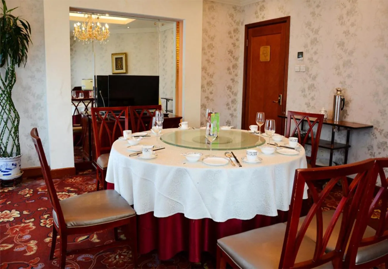 Restaurant/places to eat in Beijing Asia Pacific Garden Hotel