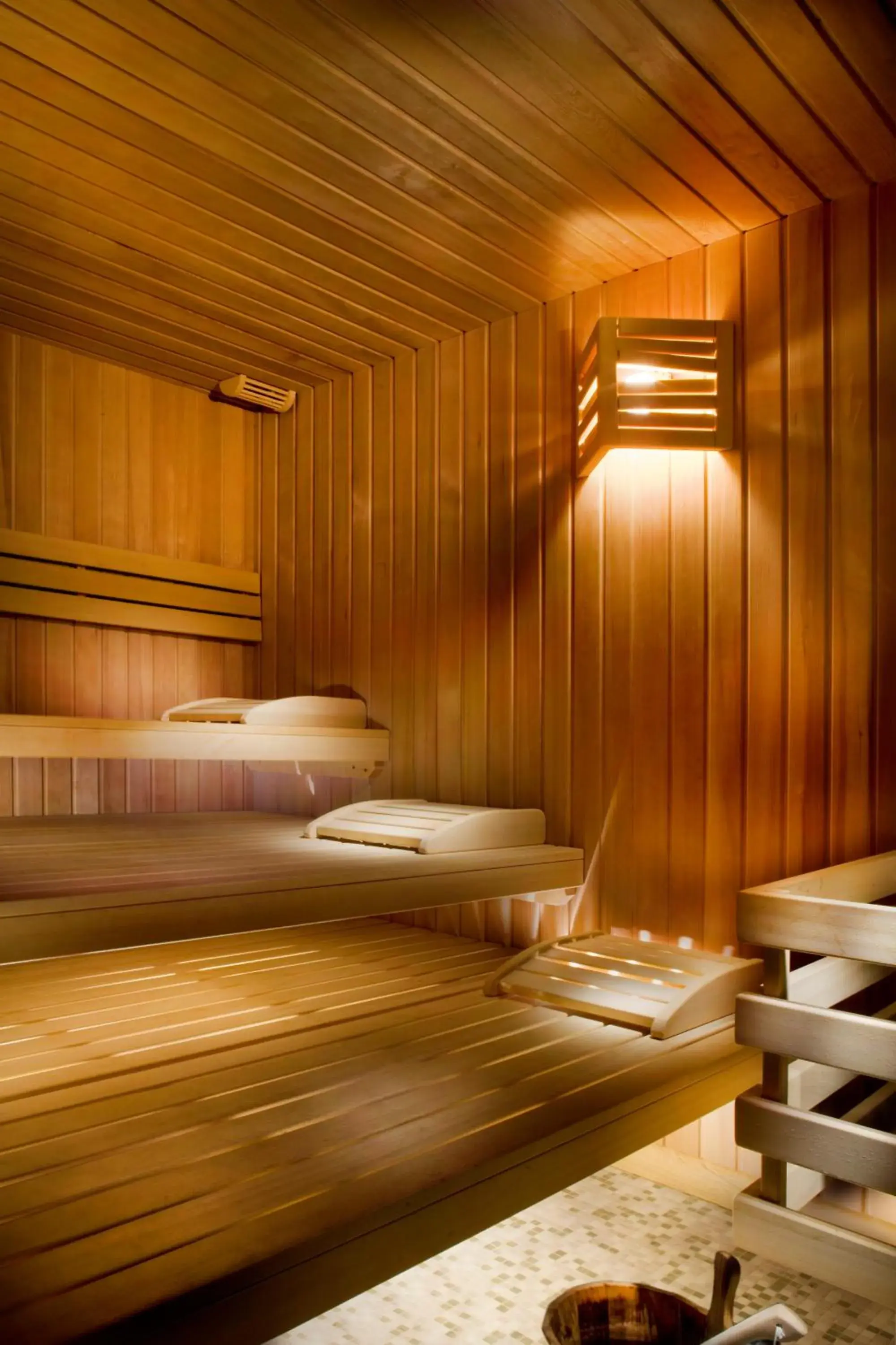 Sauna, Bed in Park Hotel Ville Montefiori Sauna, Bed in Park Hotel Ville Montefiori