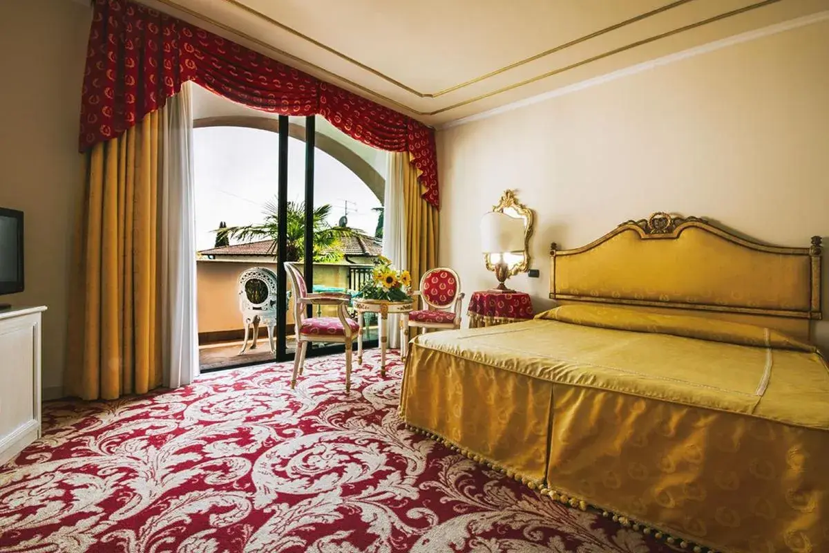 Bed in Park Hotel Ville Montefiori Bed in Park Hotel Ville Montefiori