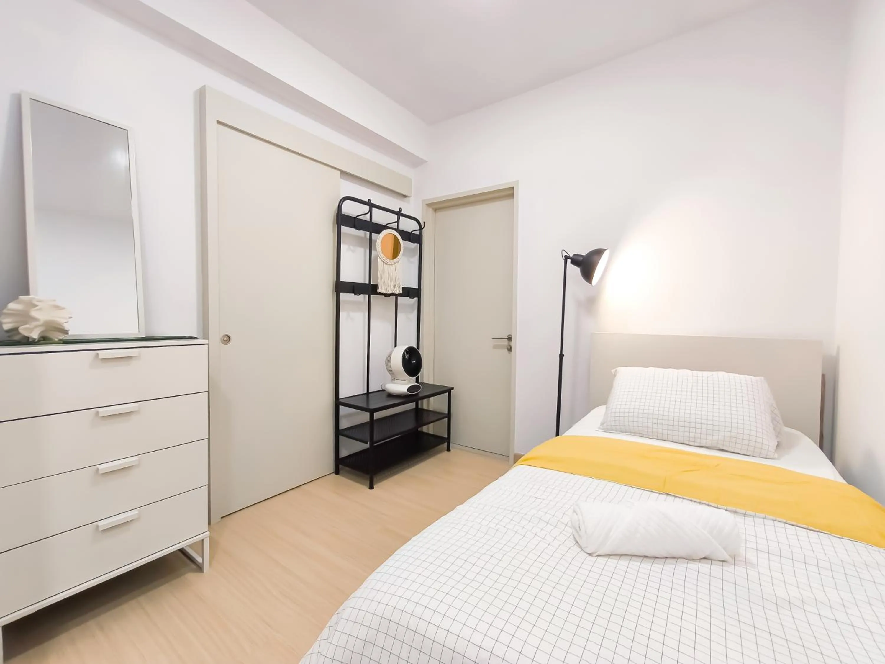 Bed in Kuchai Sentral by Manhattan Group