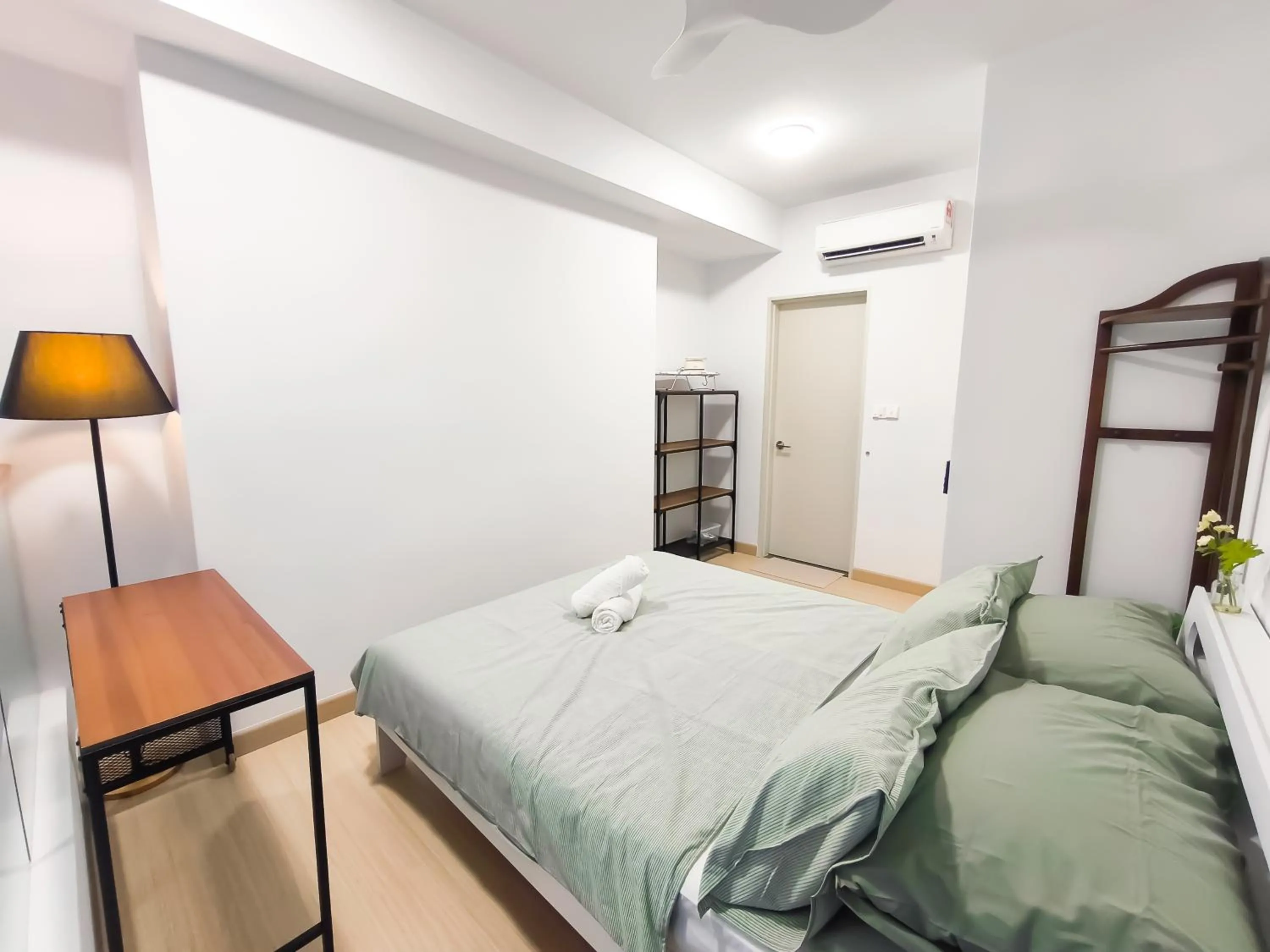 Bed in Kuchai Sentral by Manhattan Group