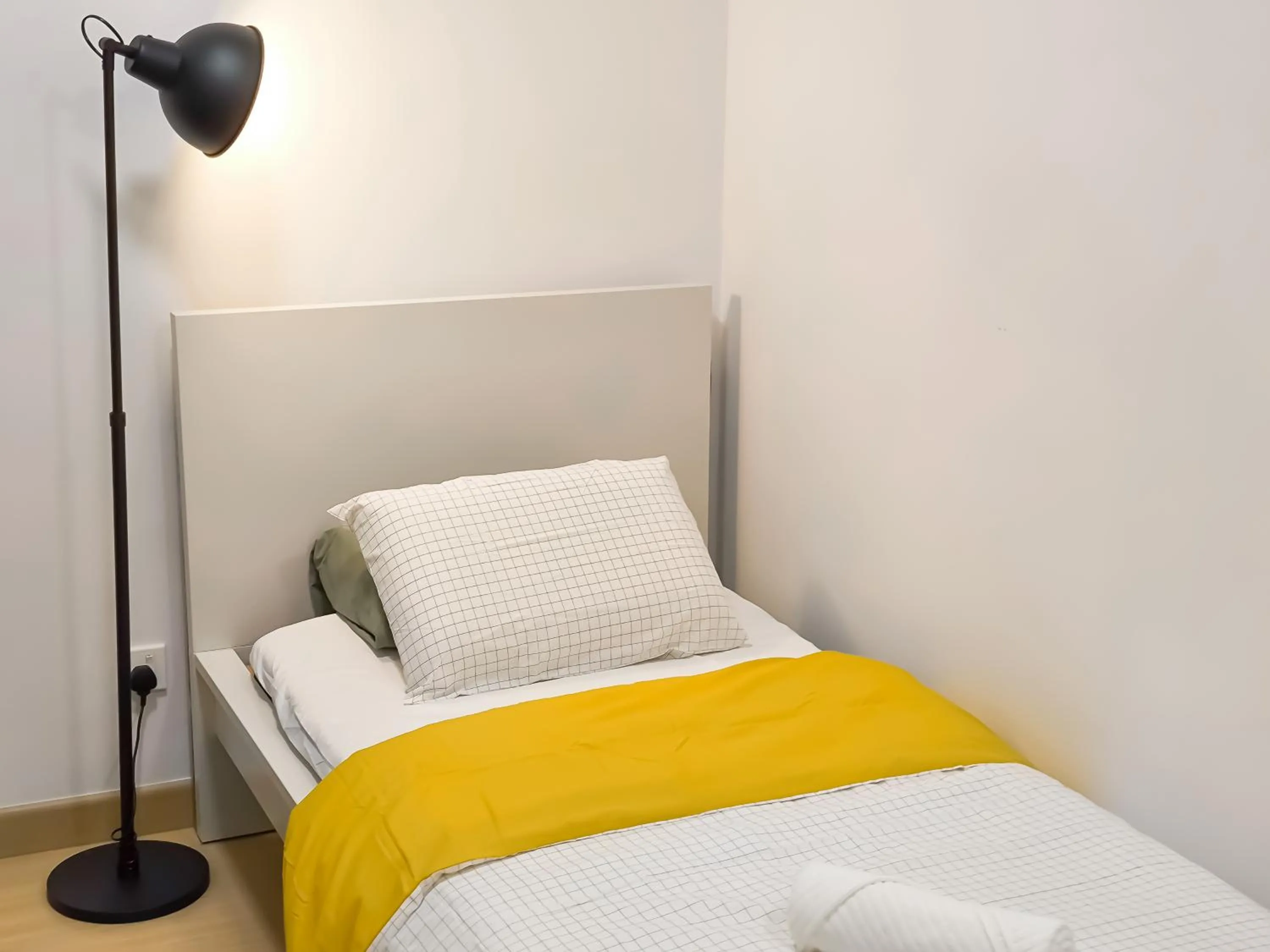 Bed in Kuchai Sentral by Manhattan Group