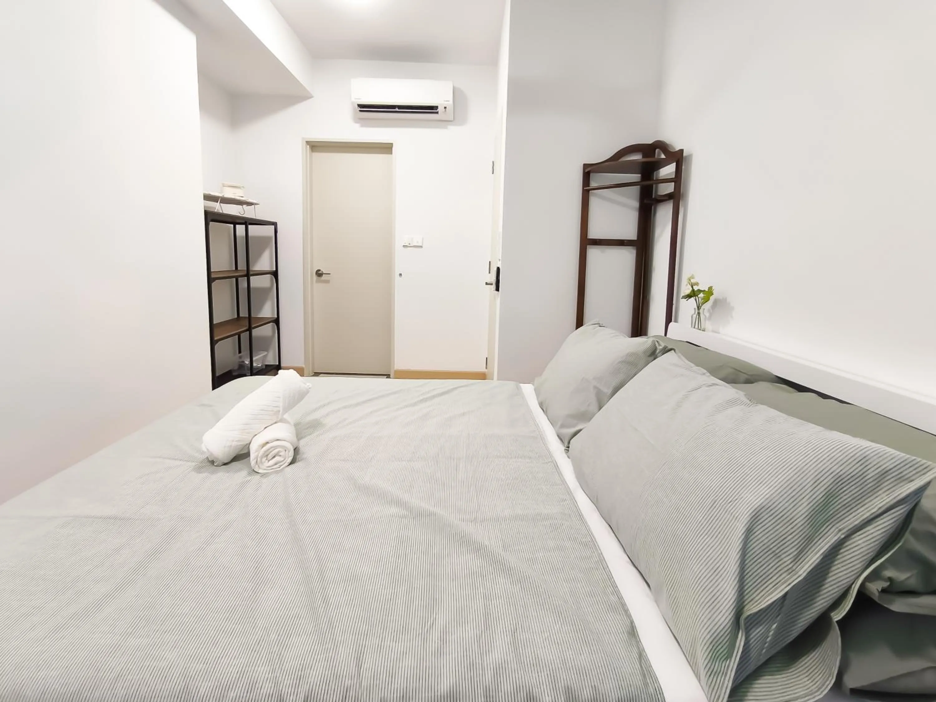 Bed in Kuchai Sentral by Manhattan Group