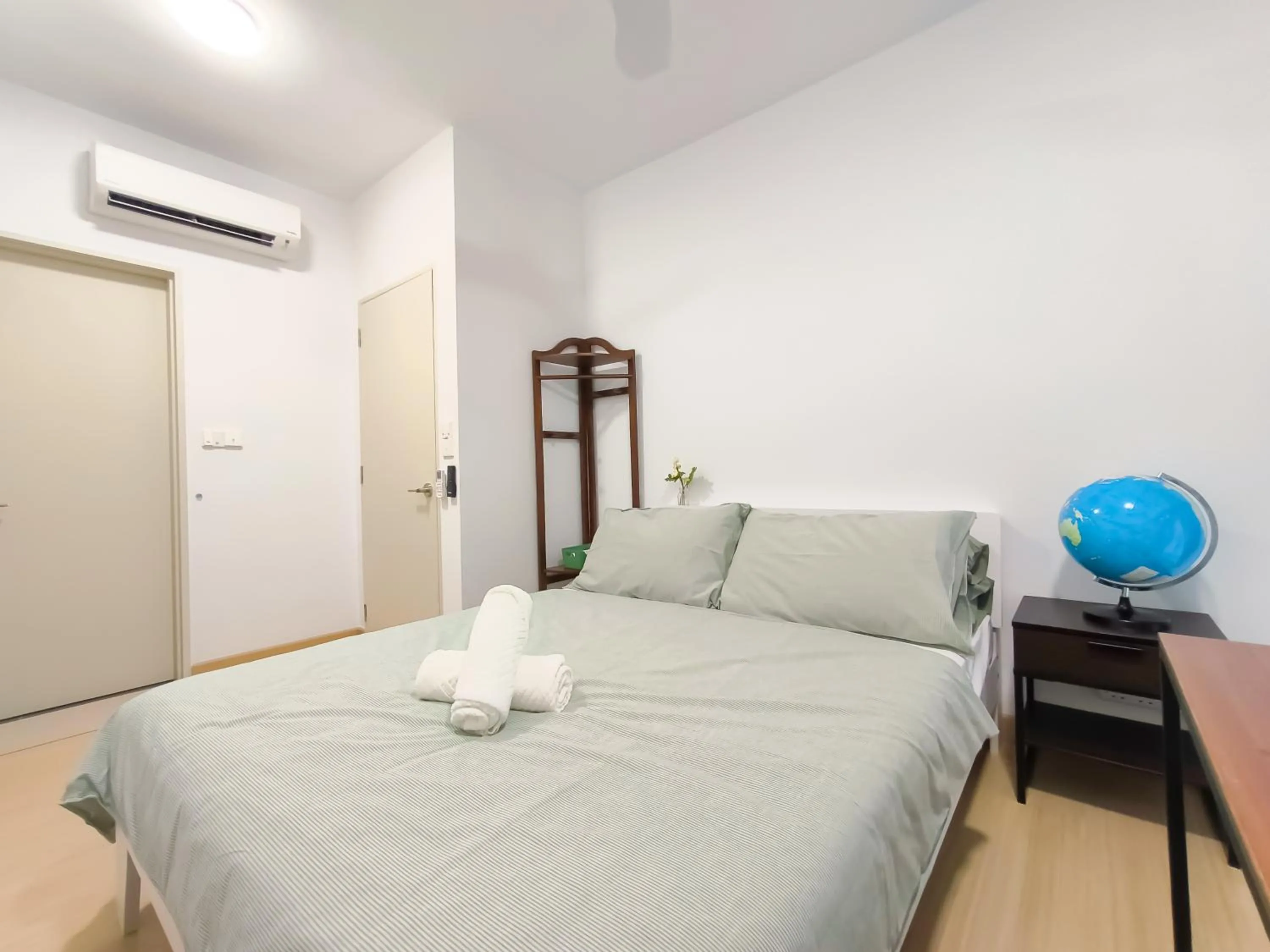 Bed in Kuchai Sentral by Manhattan Group
