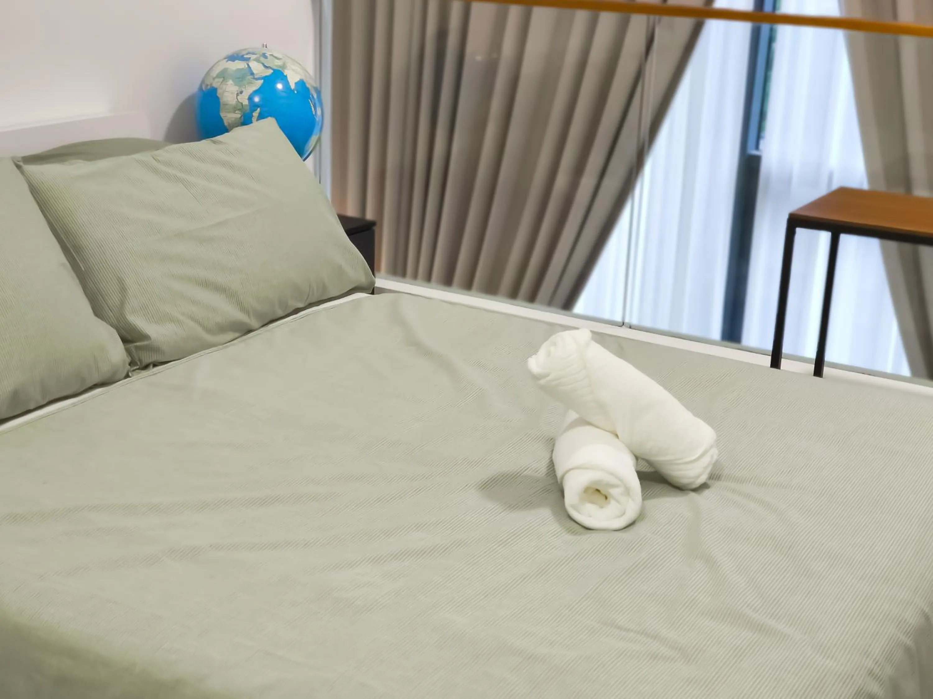 Bed in Kuchai Sentral by Manhattan Group
