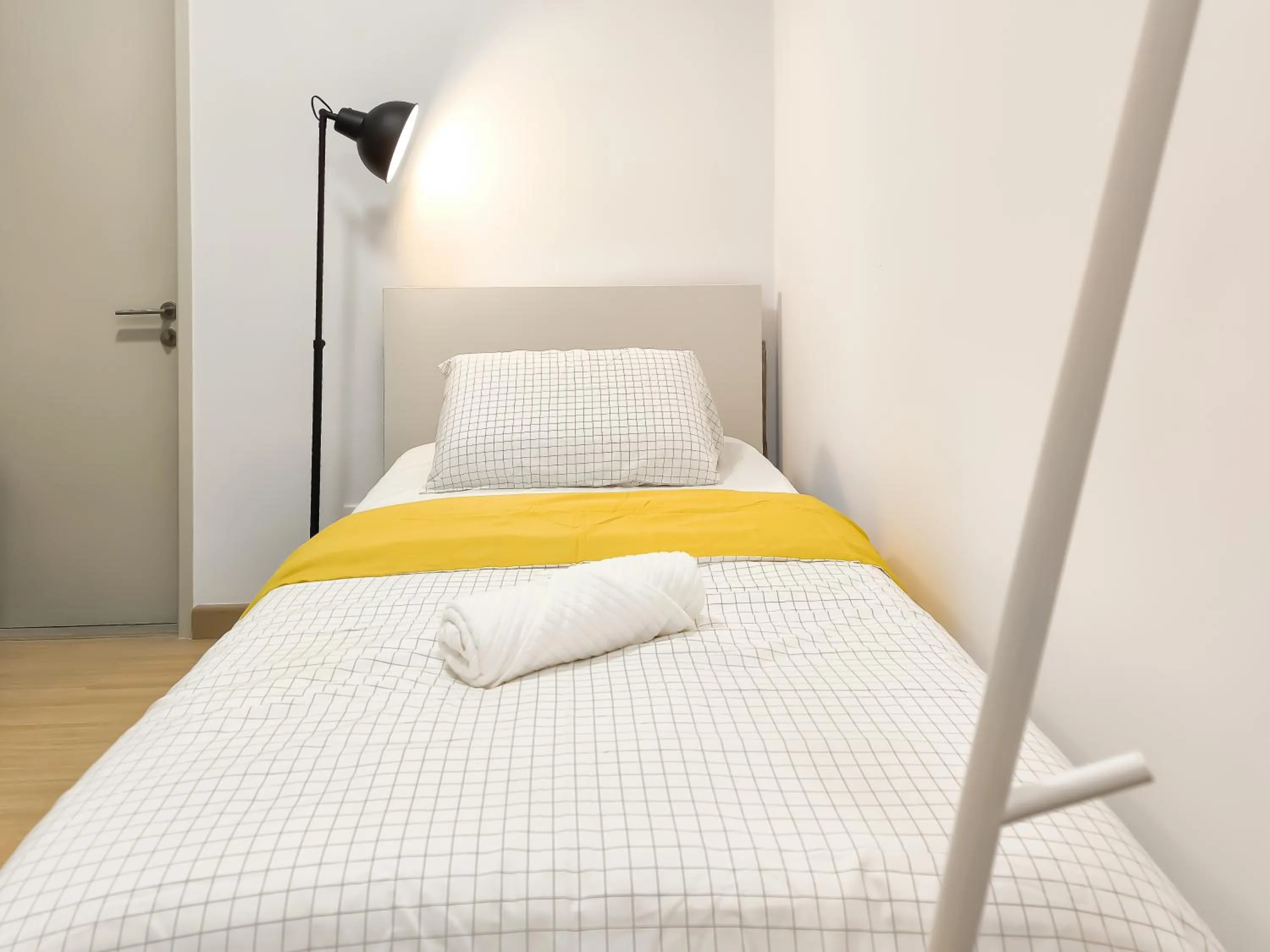 Bed in Kuchai Sentral by Manhattan Group