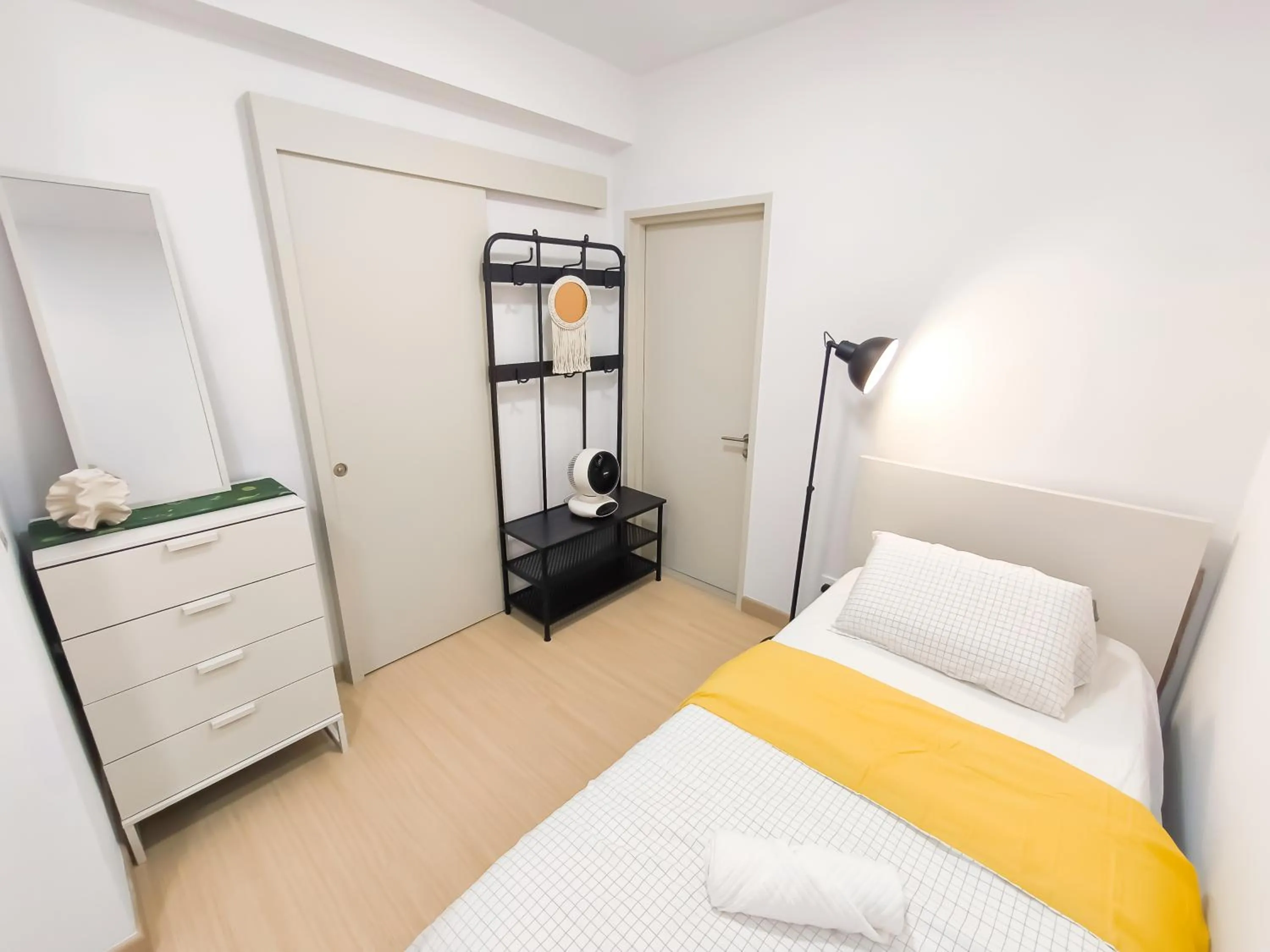 Bed in Kuchai Sentral by Manhattan Group