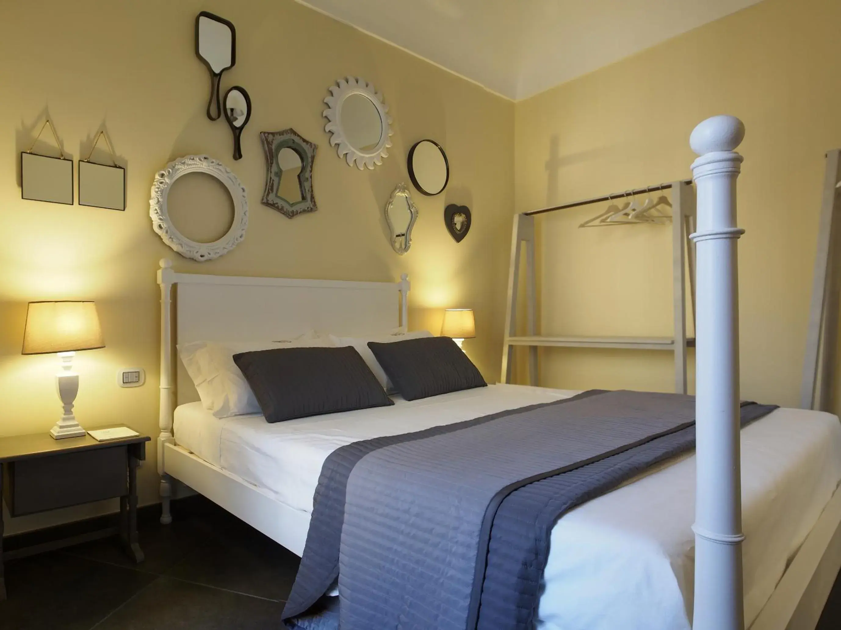 Bed in Terrazzani Suite Bed in Terrazzani Suite