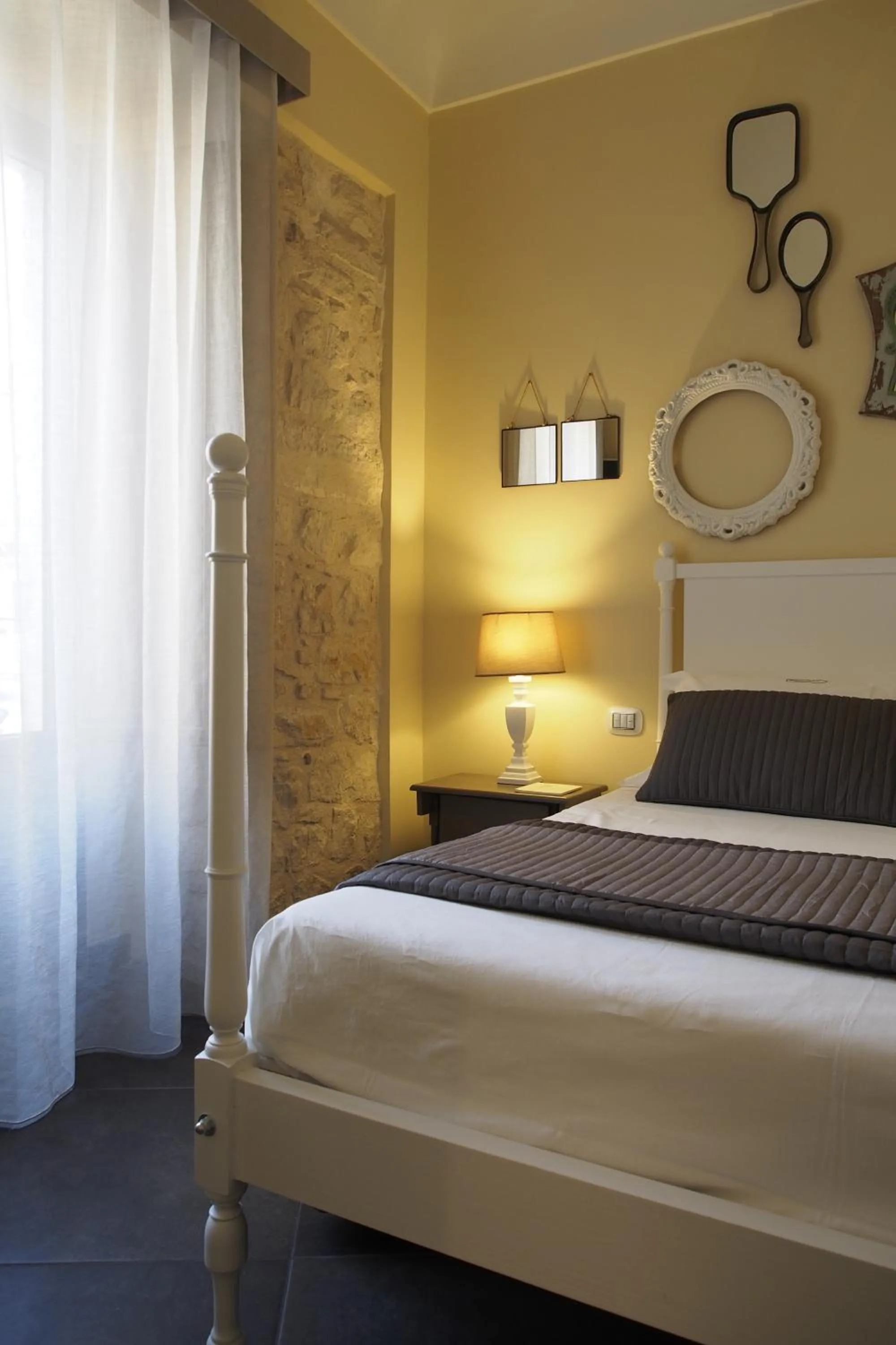 Bed in Terrazzani Suite