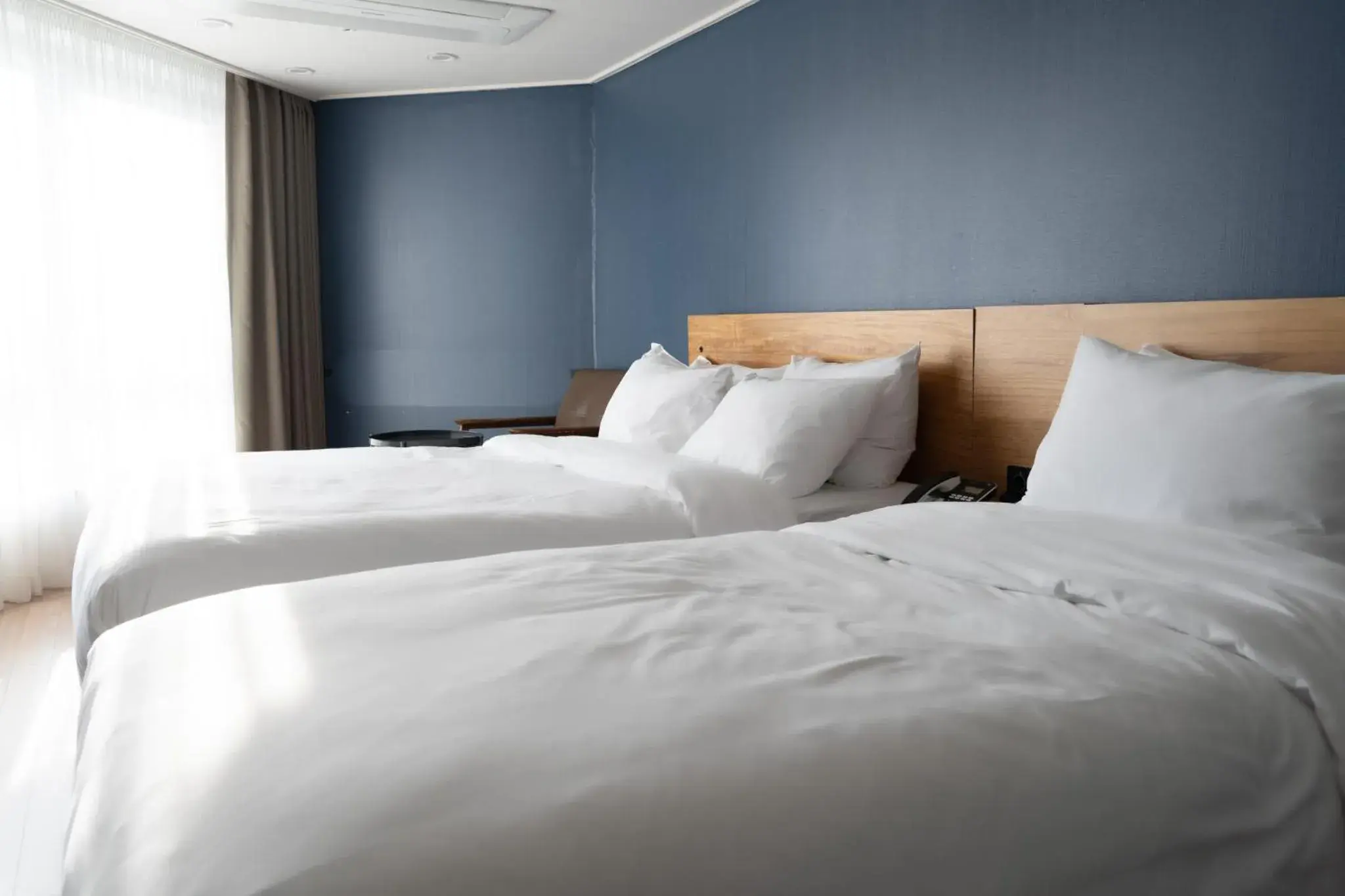 Bed in Sokcho Marina Hotel Bed in Sokcho Marina Hotel