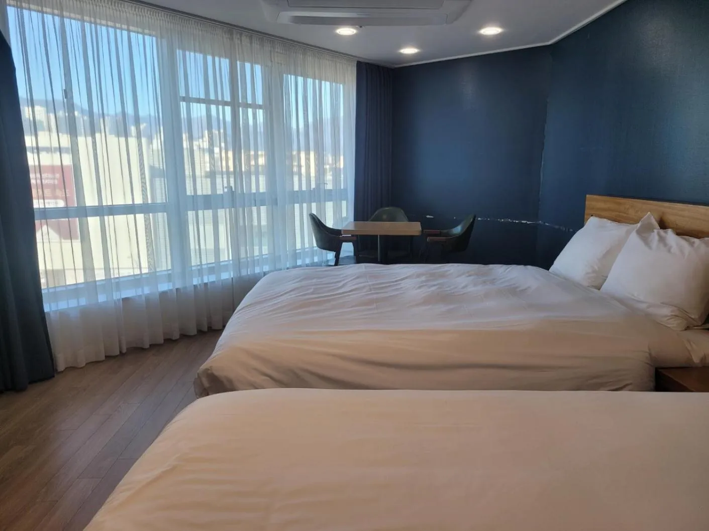 Bed in Sokcho Marina Hotel