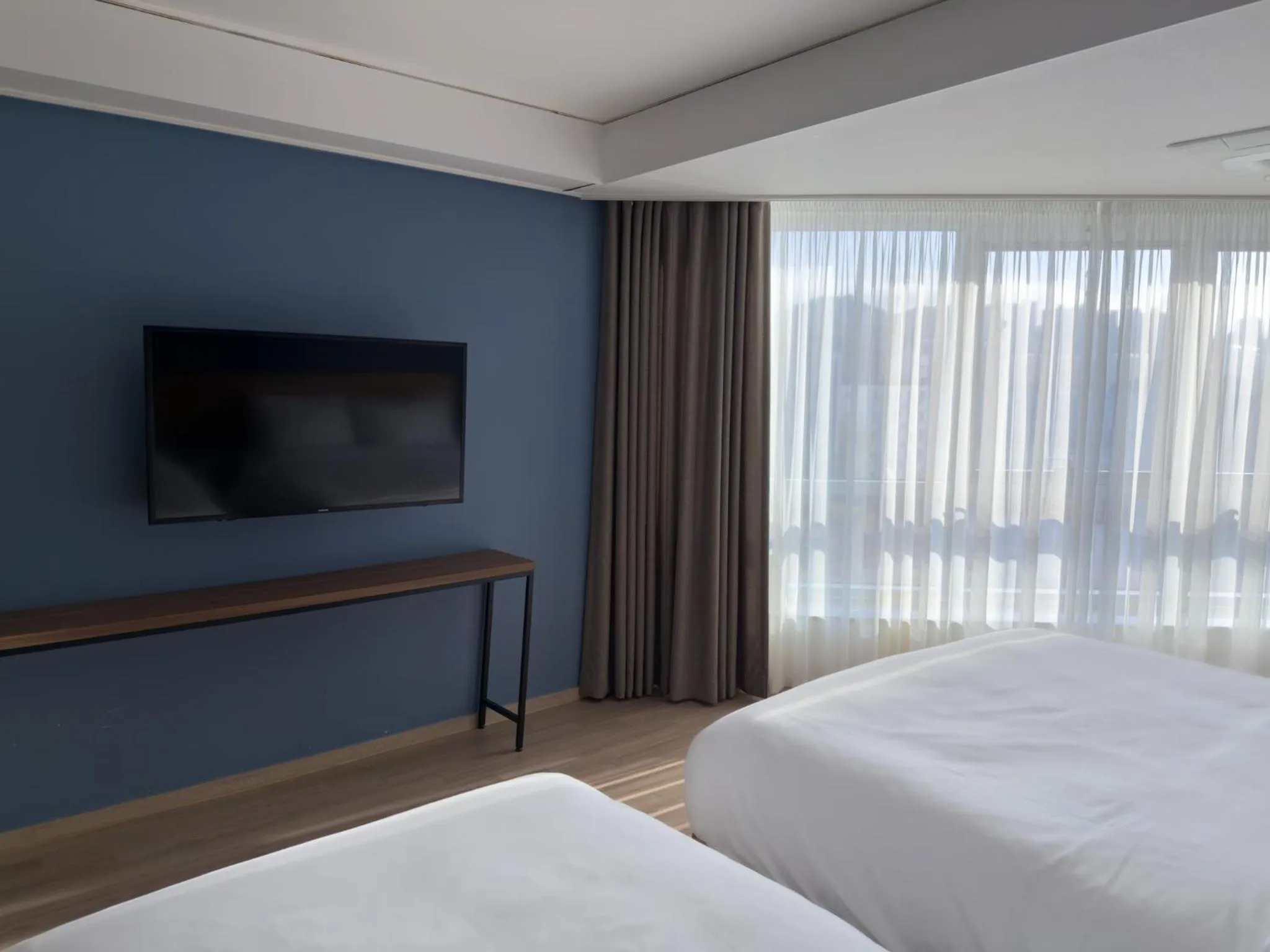 Bed in Sokcho Marina Hotel