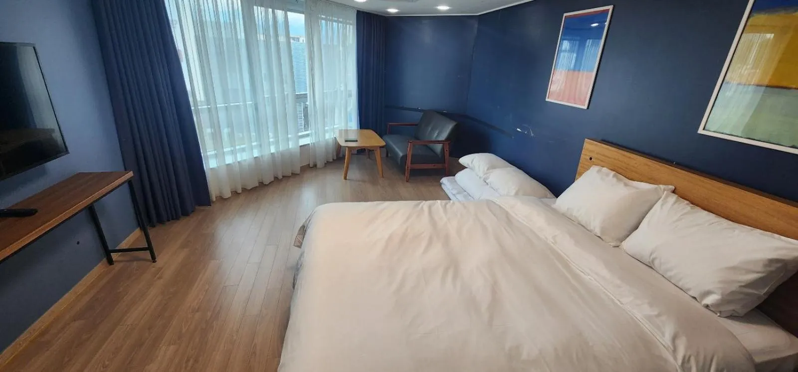 Bed in Sokcho Marina Hotel