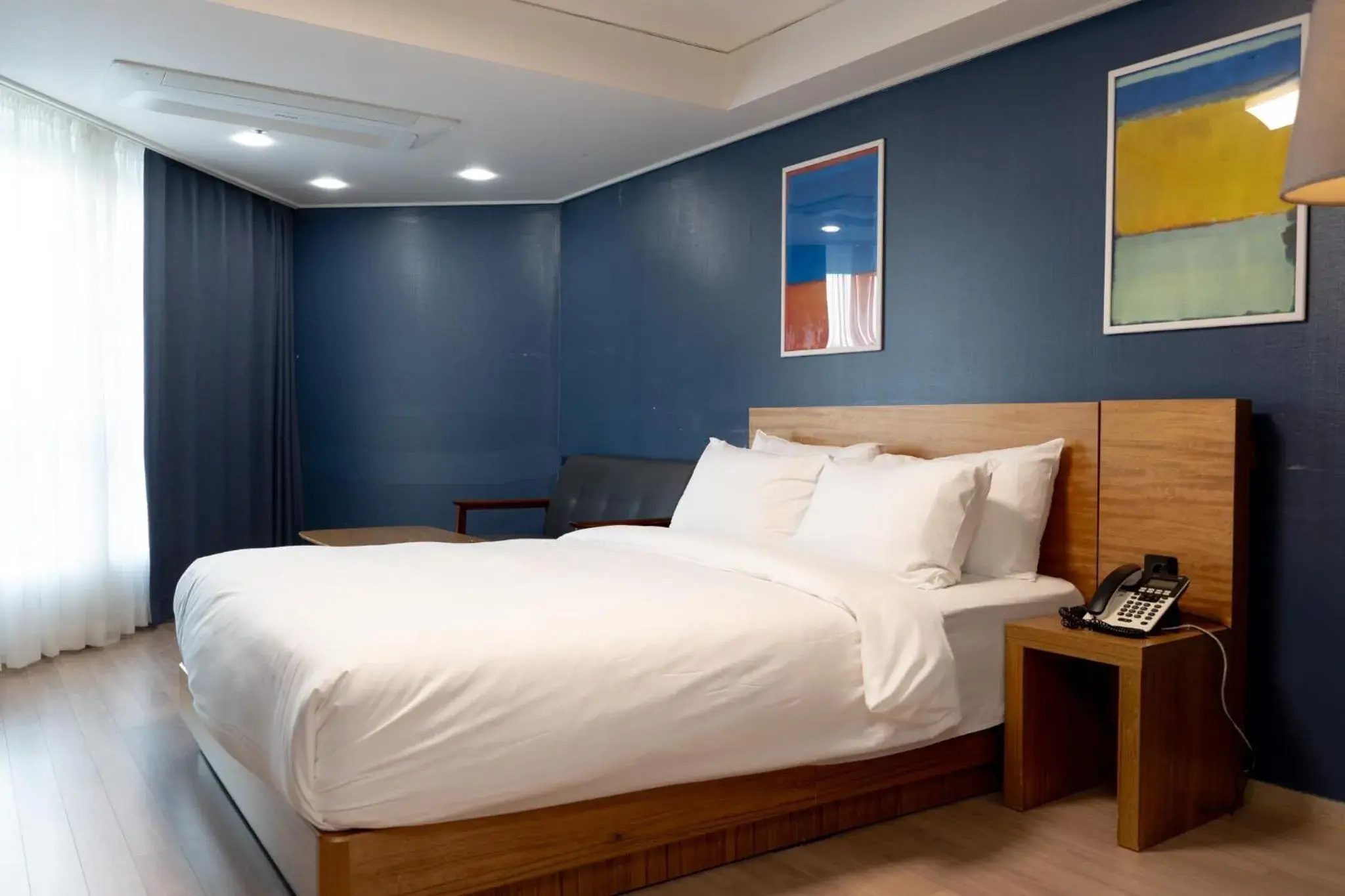 Bed in Sokcho Marina Hotel Bed in Sokcho Marina Hotel