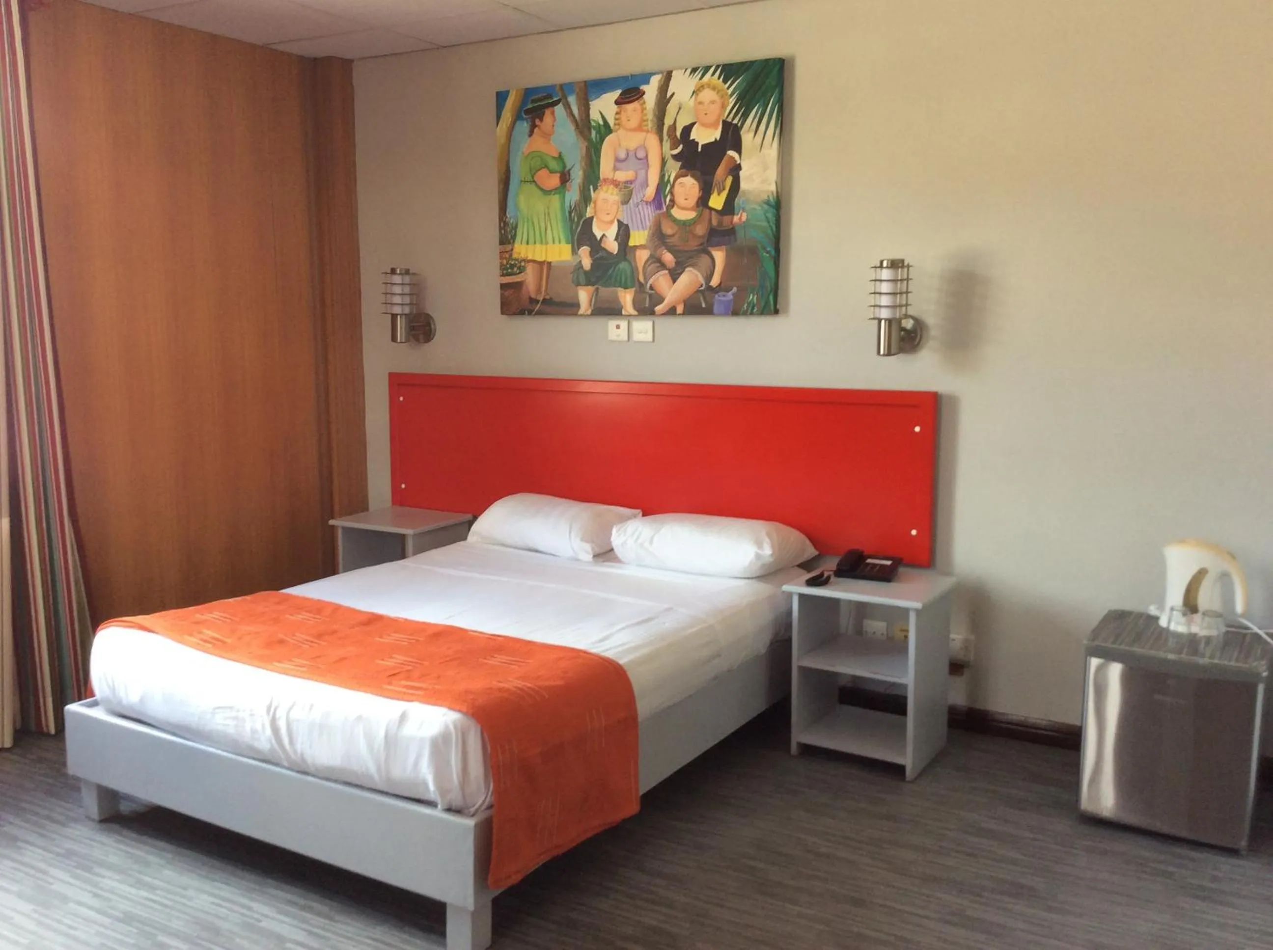 Toilet, Bed in Champ de Mars B&B