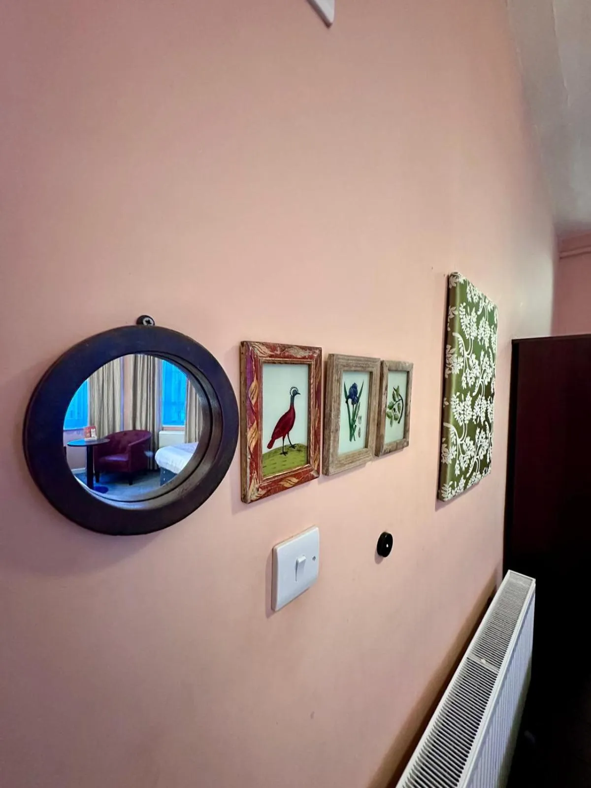 Decorative detail in Acacia Hotel