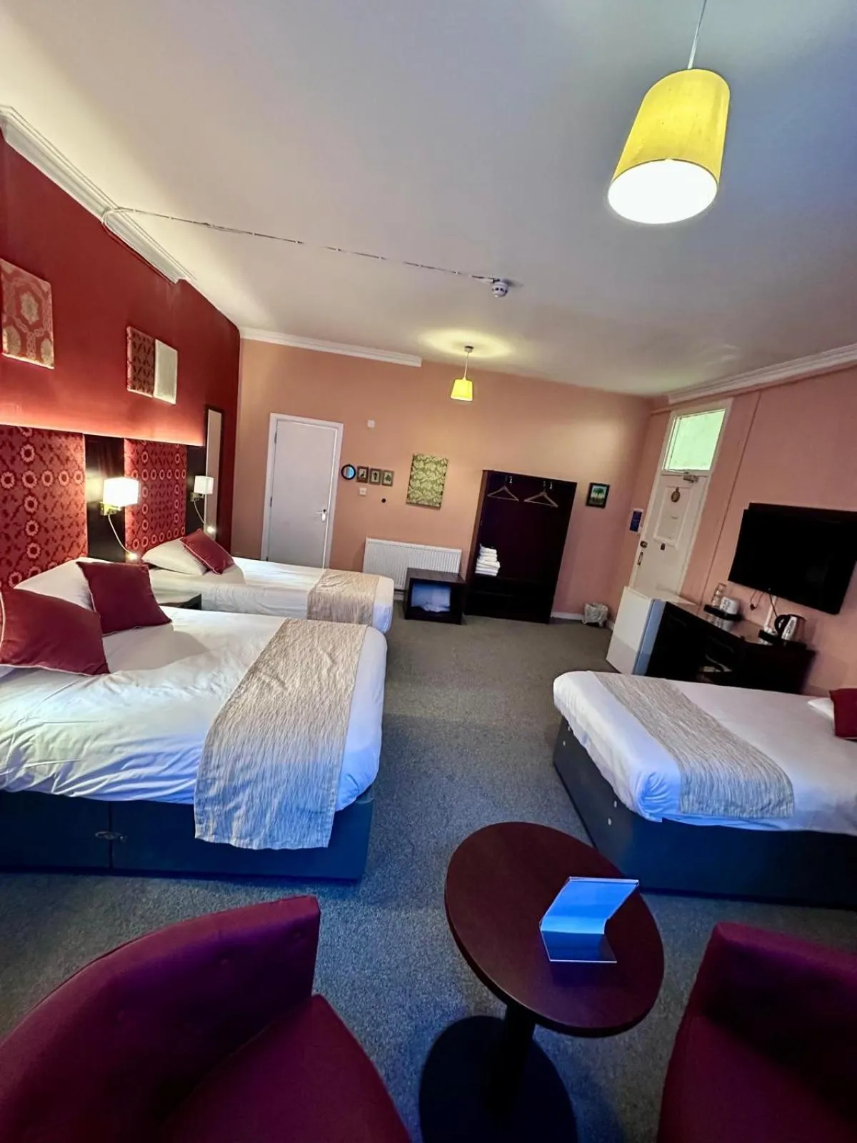 Photo of the whole room, Bed in Acacia Hotel