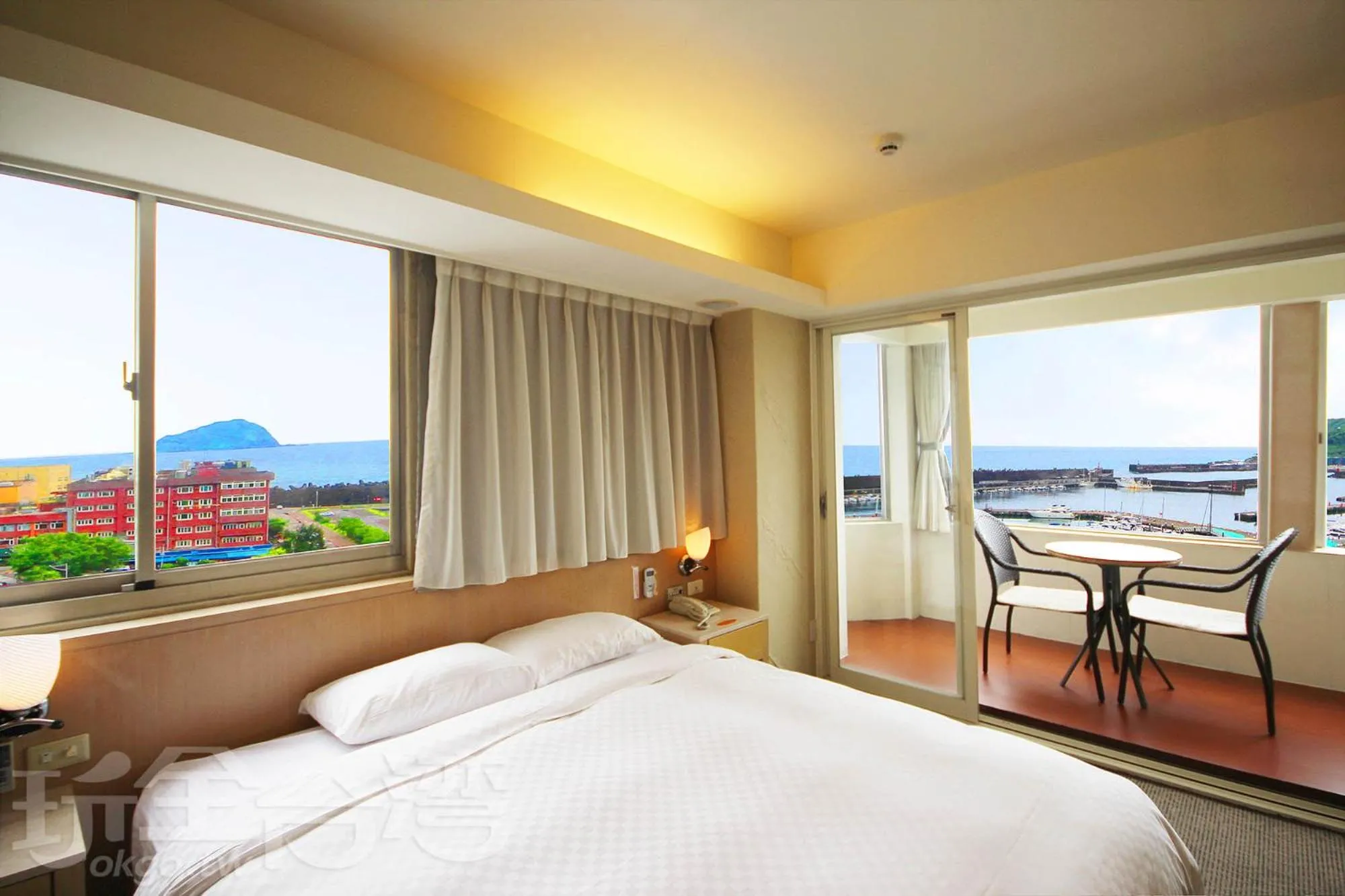 Blue Ocean Hotel