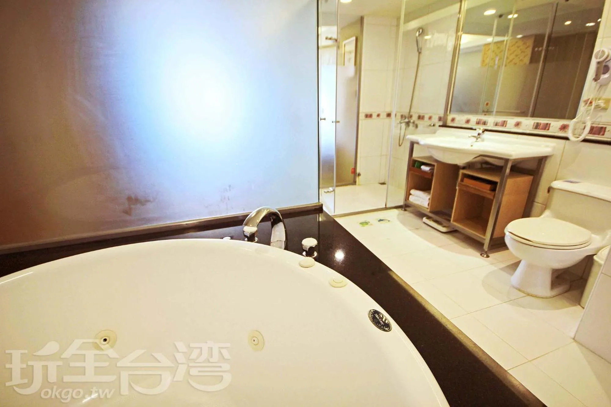 Blue Ocean Hotel