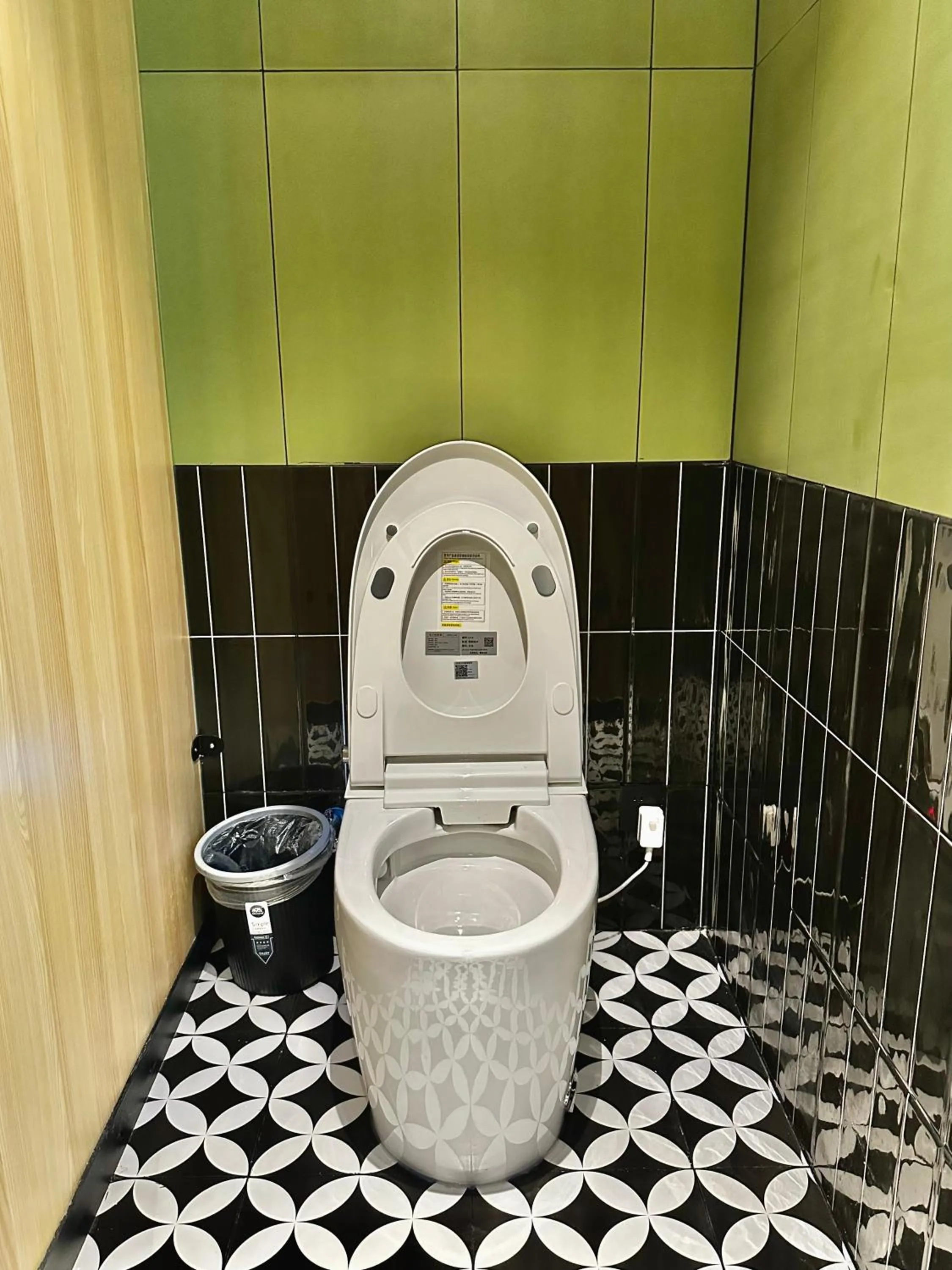 Toilet in Yuanjili International Youth Hostel