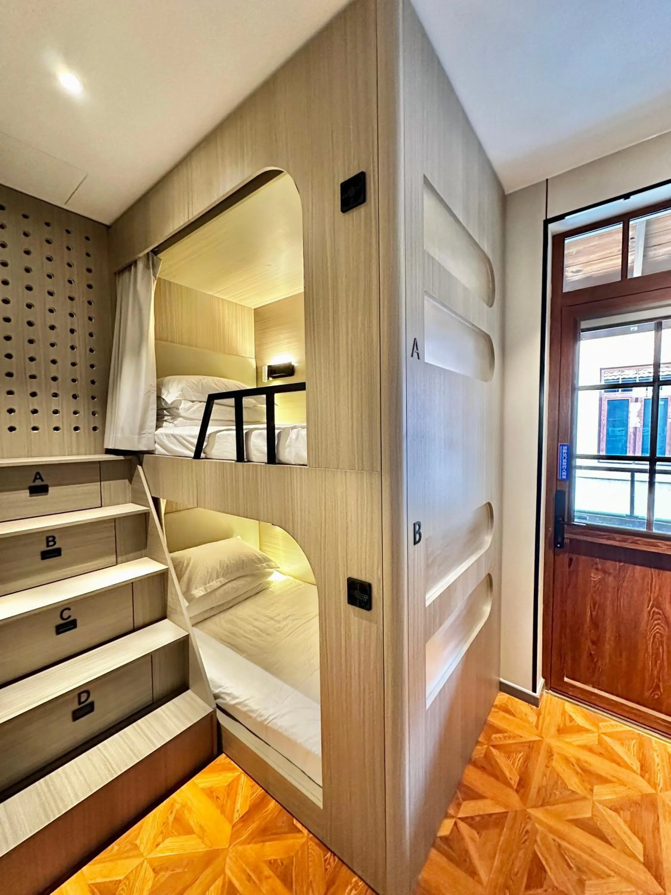 Bed in Yuanjili International Youth Hostel