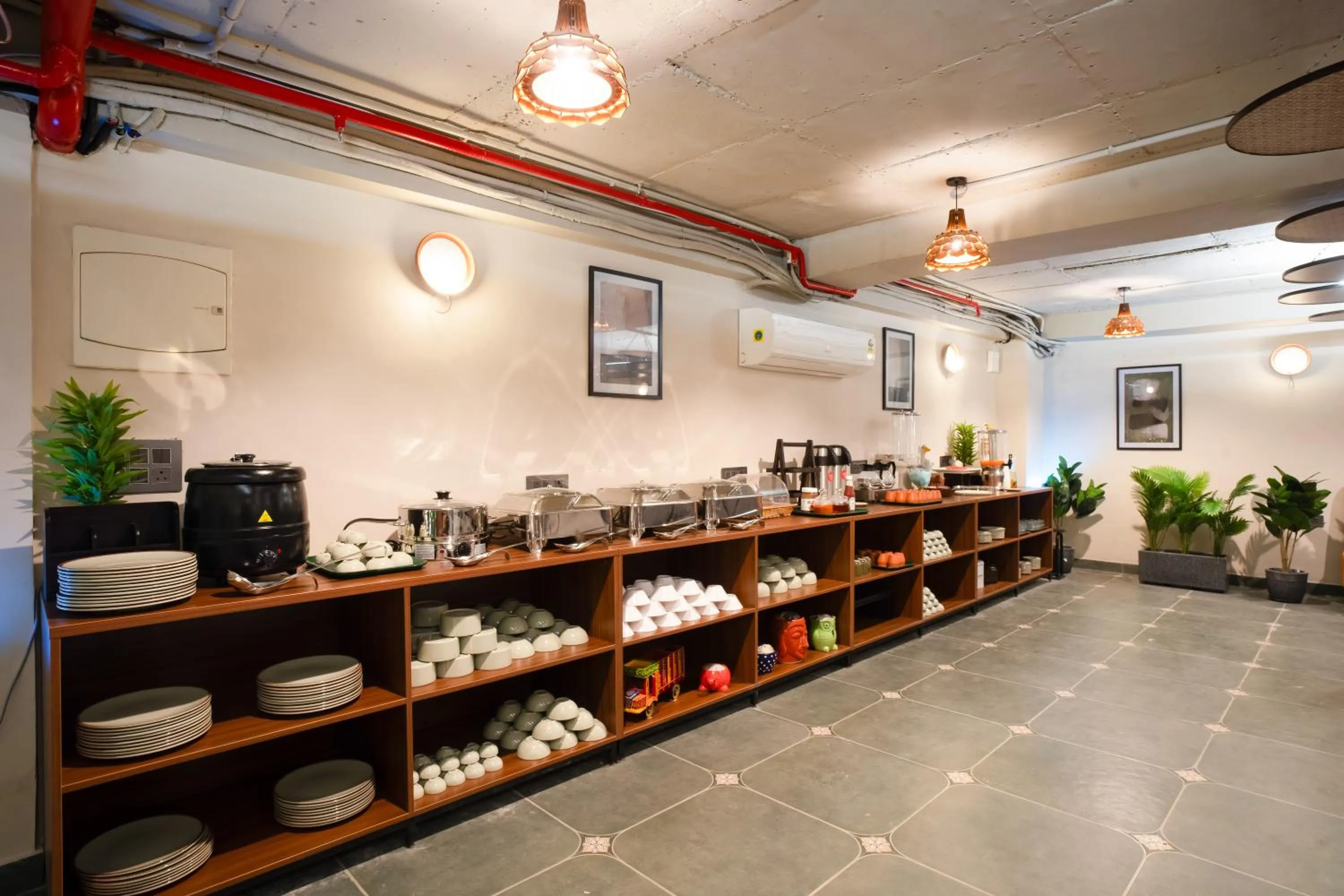 Restaurant/places to eat in Saltstayz Premier - Naraina, Central Delhi