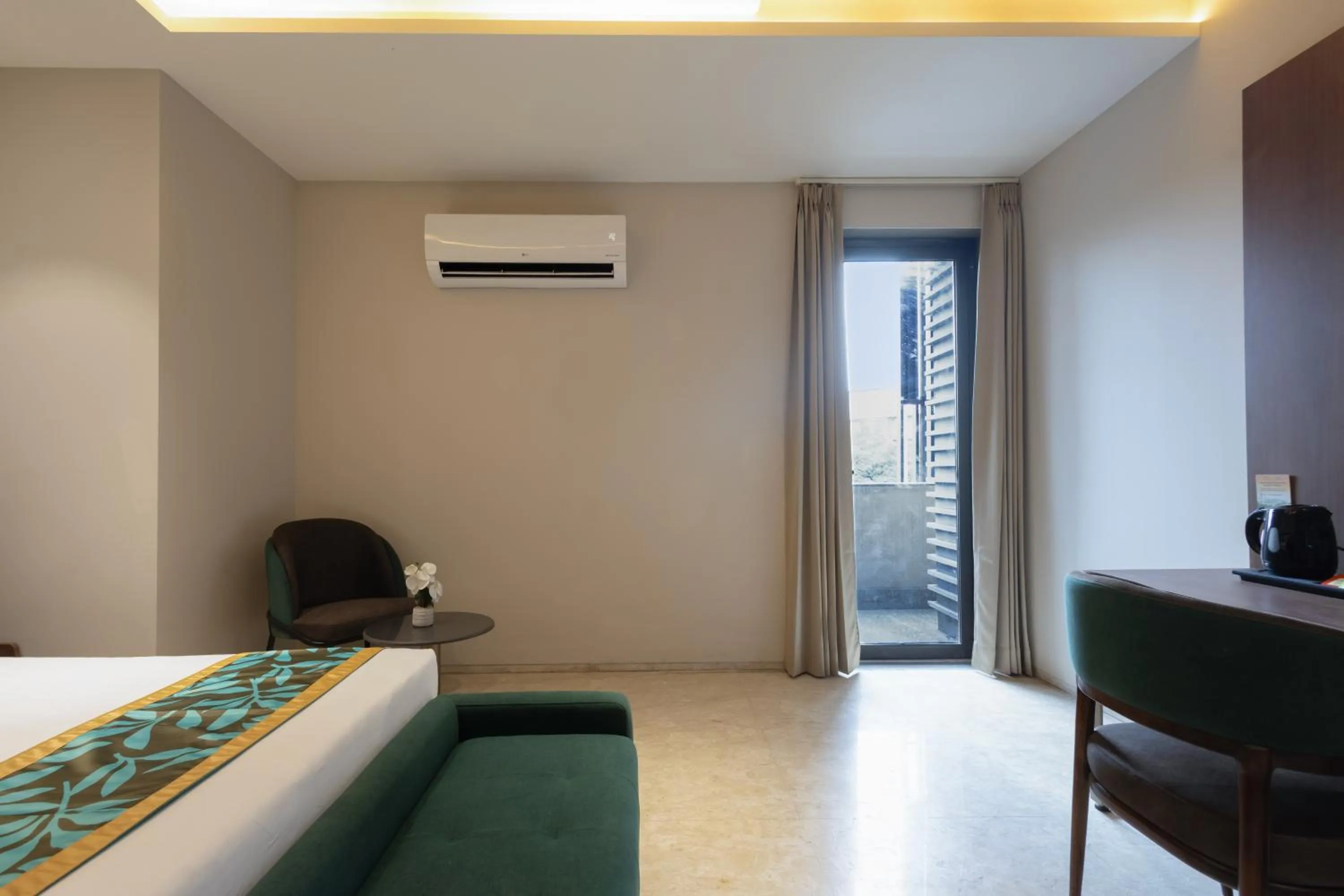 Bed in Saltstayz Premier - Naraina, Central Delhi