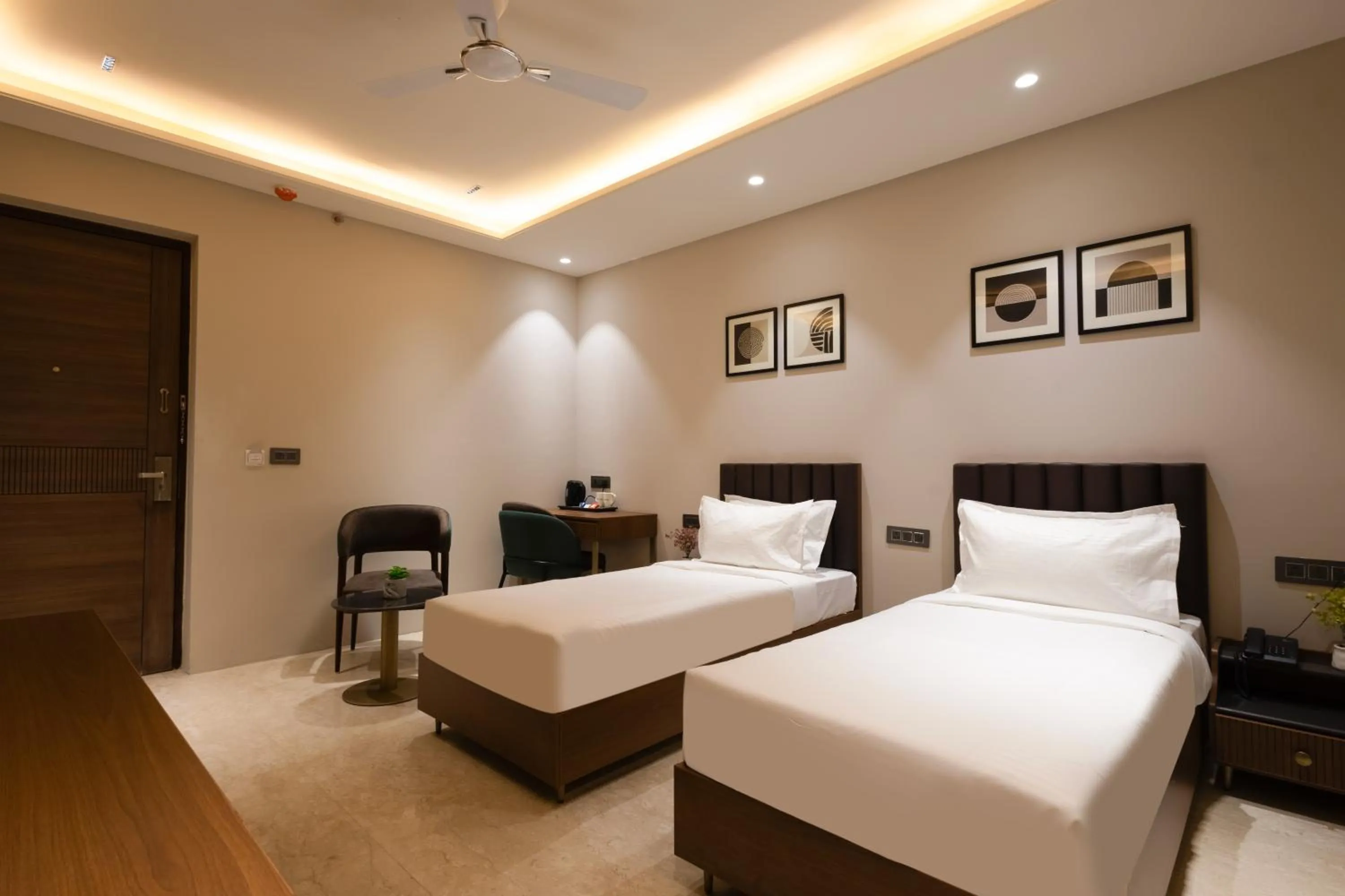 Bed in Saltstayz Premier - Naraina, Central Delhi