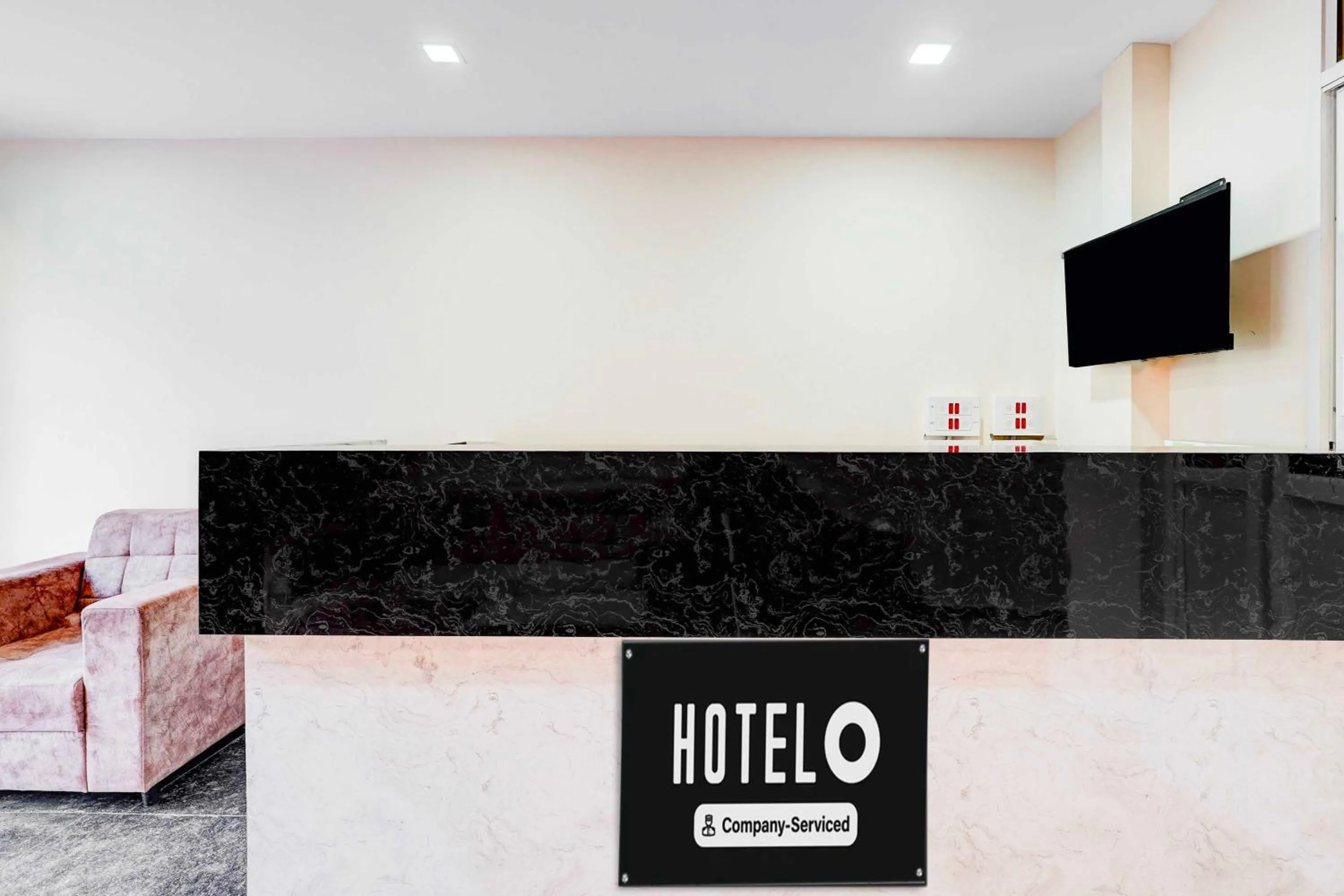 Lobby or reception in Hotel O Bhattrahalli Lakeview